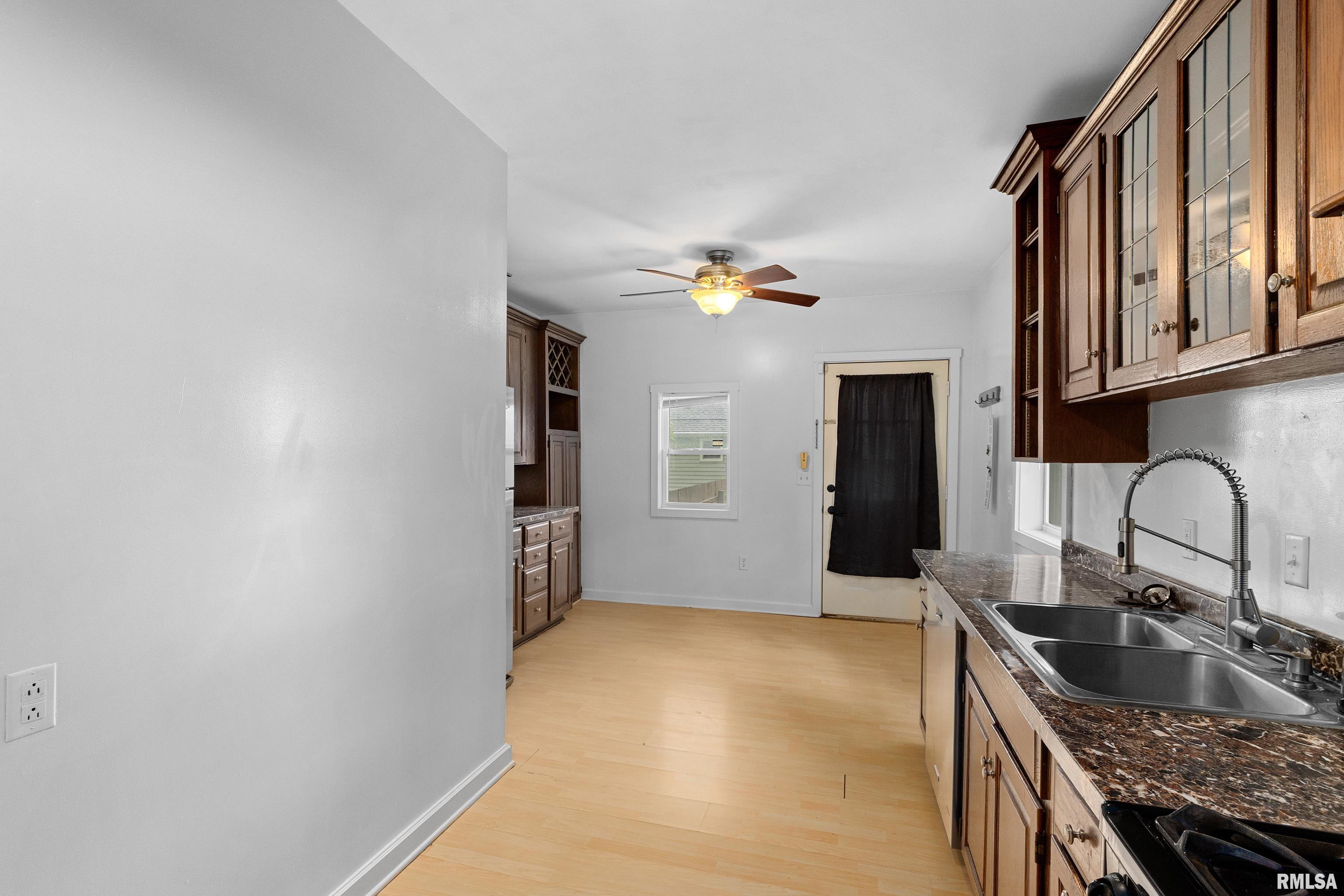 4415 N Constantine Avenue, Peoria Heights, Illinois image 7