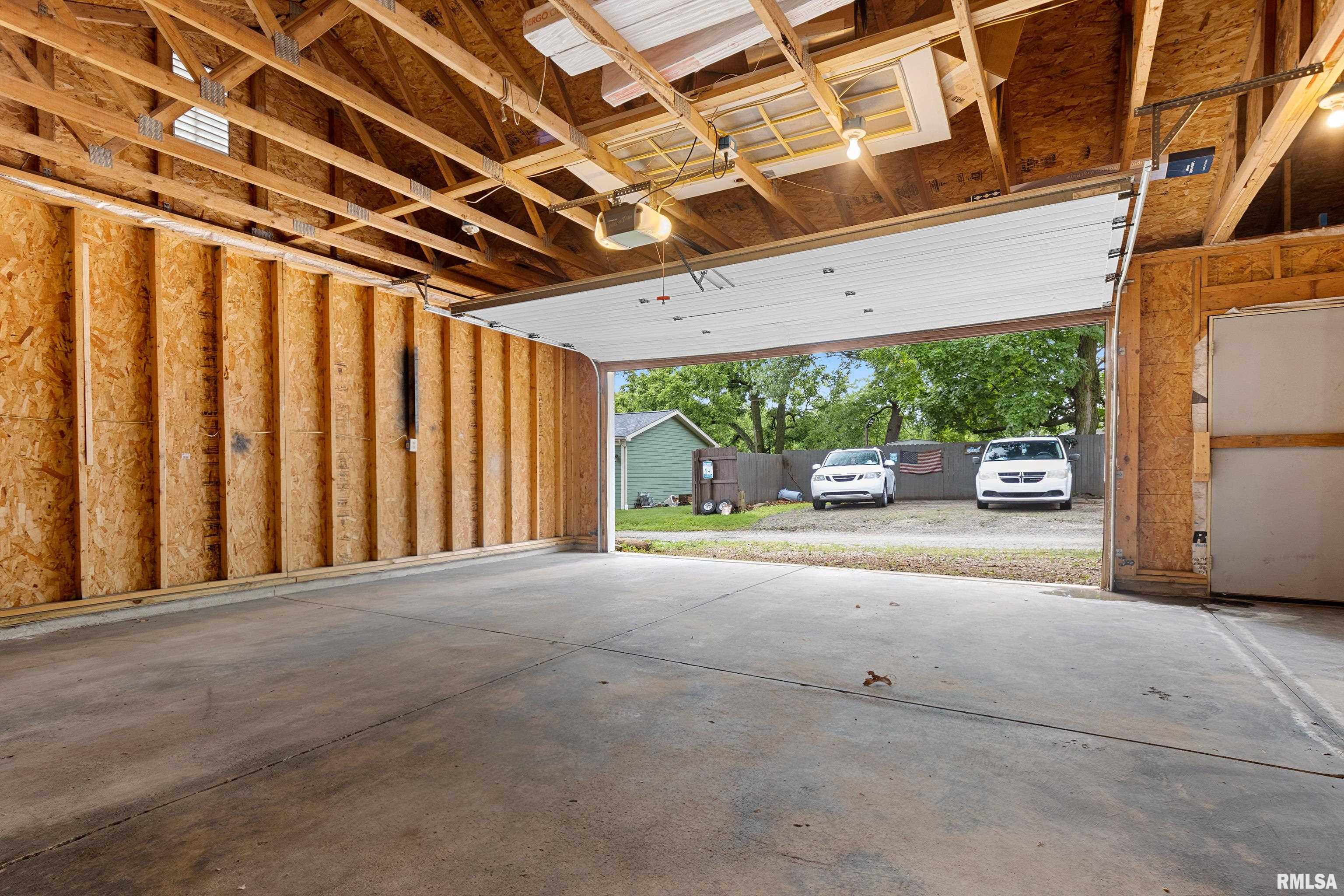 4415 N Constantine Avenue, Peoria Heights, Illinois image 24