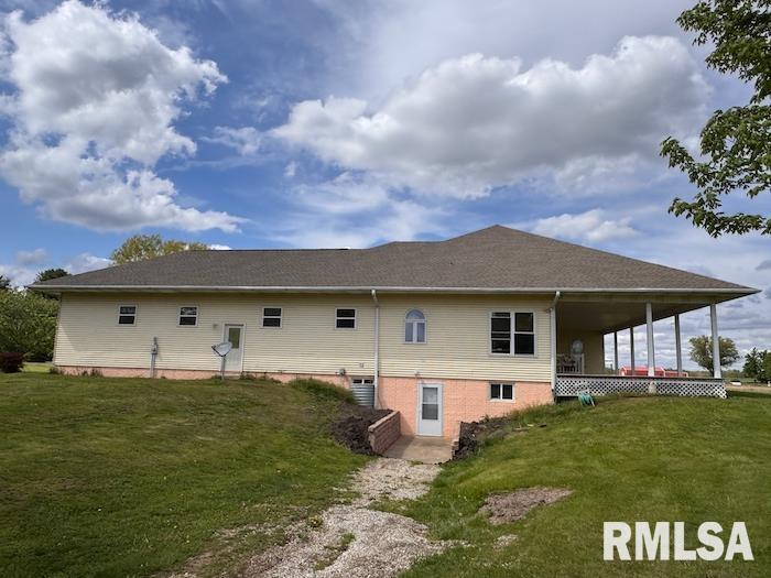 24211 N Carver Road, Canton, Illinois image 22