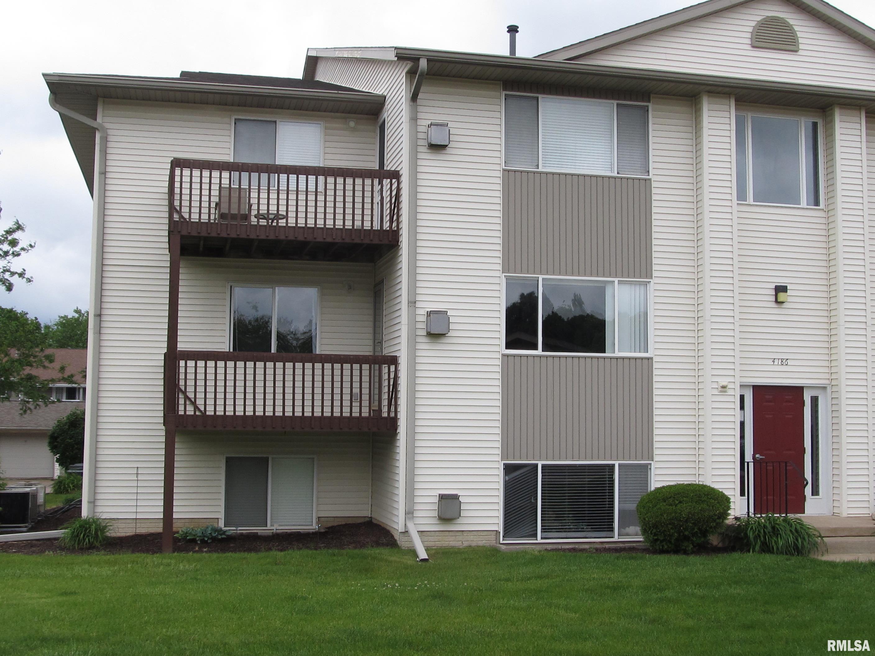 4186 Fairview Drive #5, Bettendorf, Iowa image 2