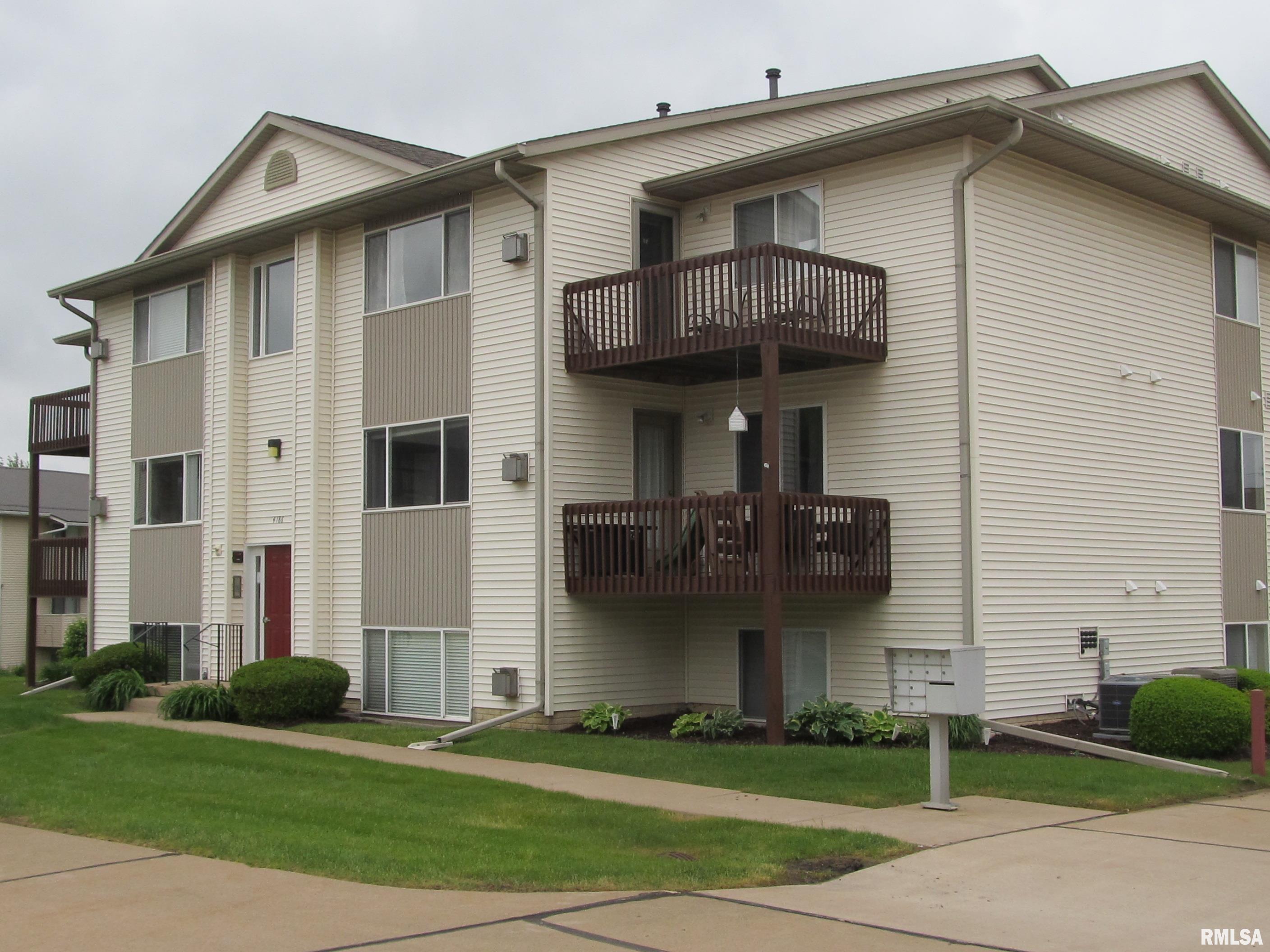 4186 Fairview Drive #5, Bettendorf, Iowa image 1