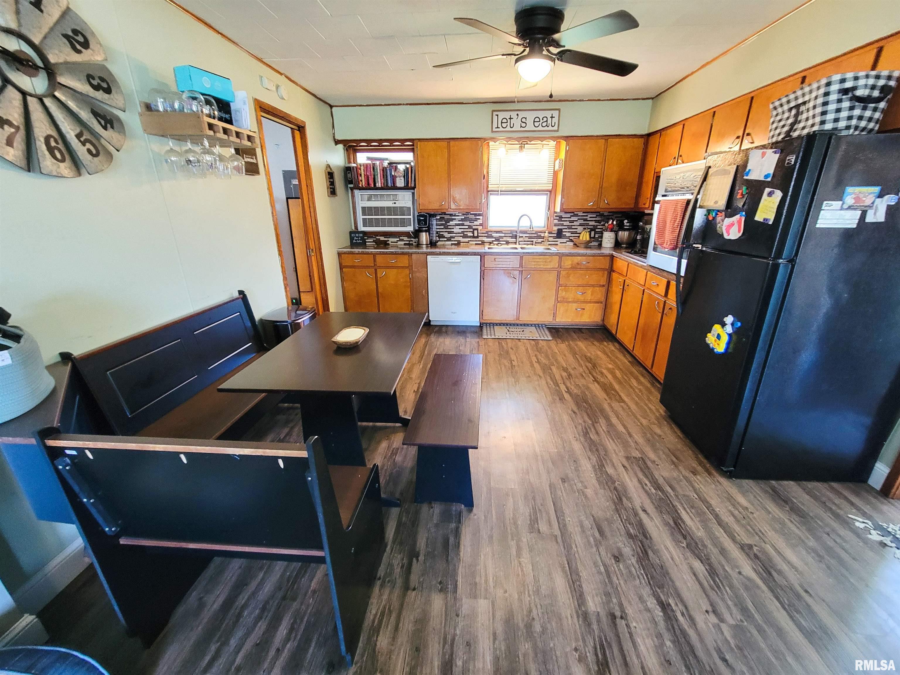 1122 Rider Street, Flora, Illinois image 18
