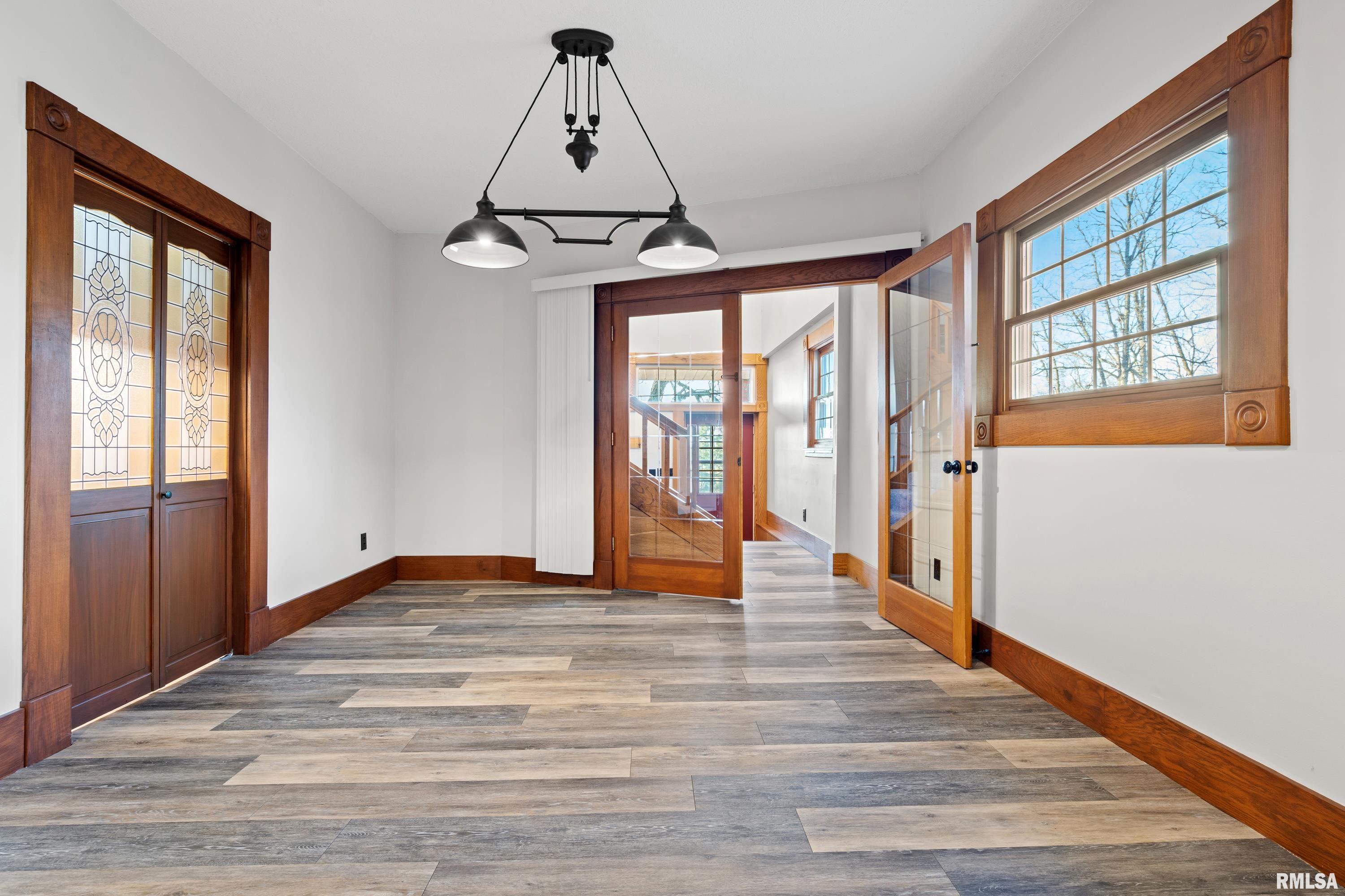 7216 Valley Drive, Bettendorf, Iowa image 24