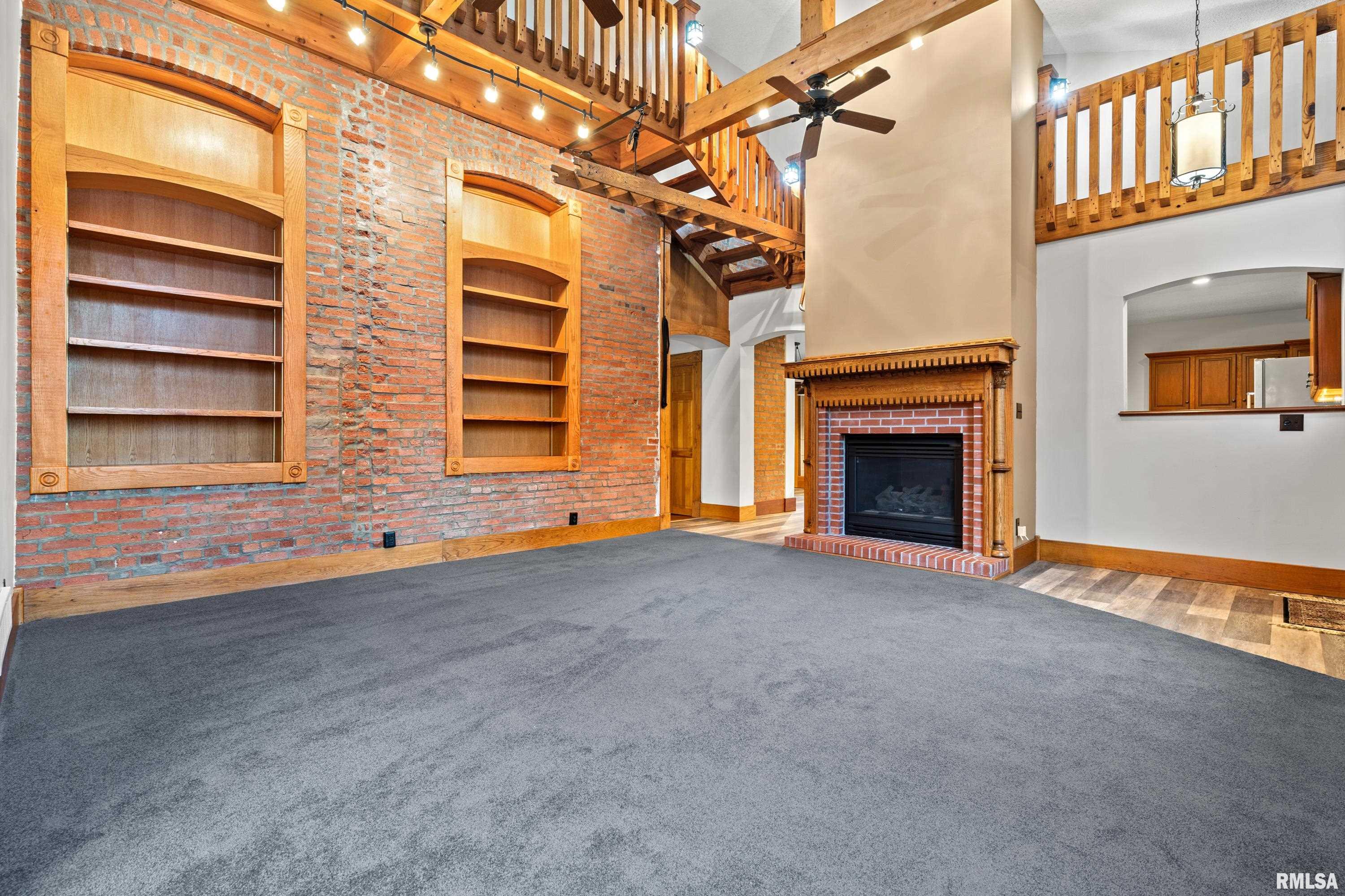 7216 Valley Drive, Bettendorf, Iowa image 26