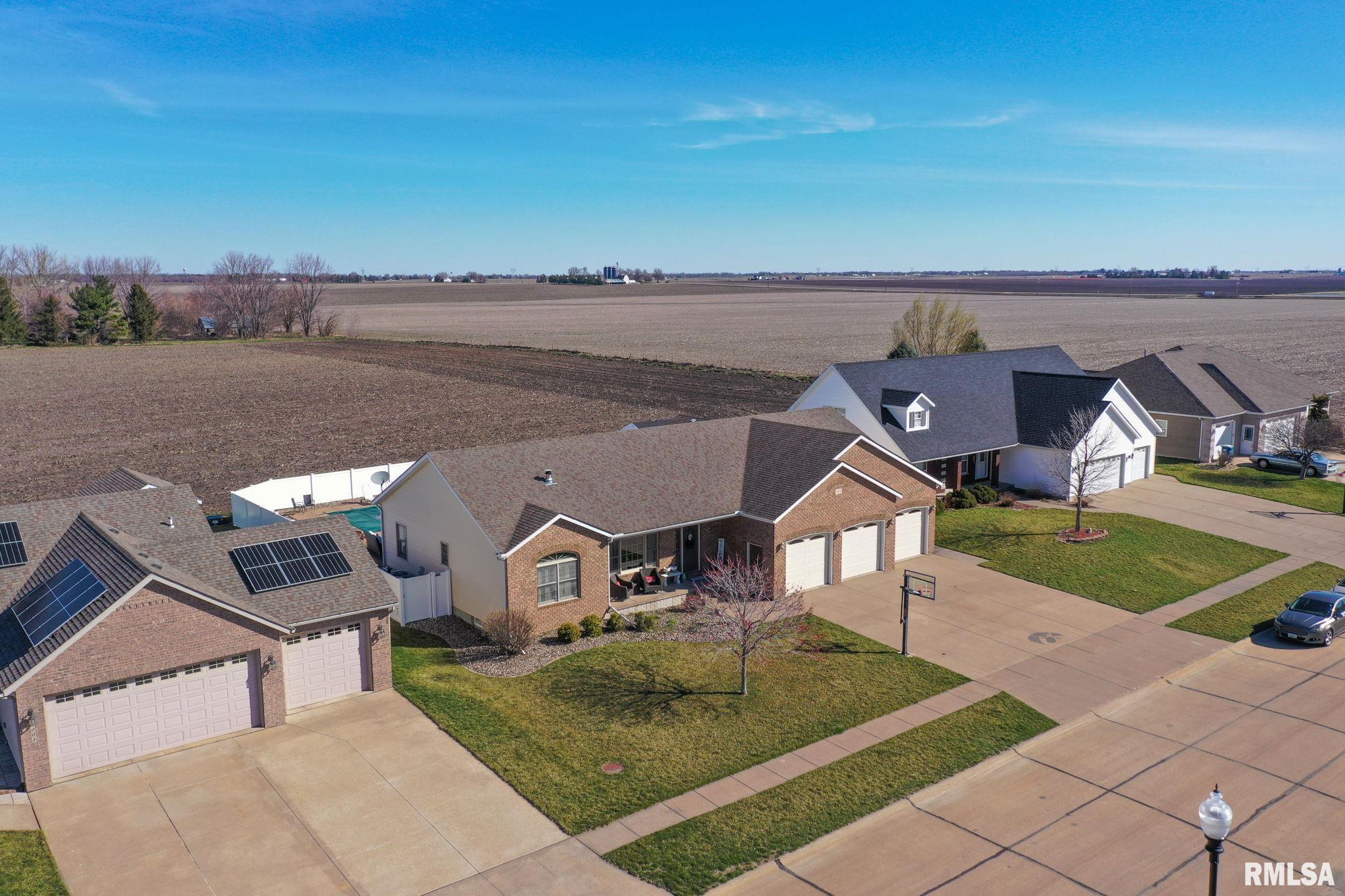 922 W Scott Street, Eldridge, Iowa image 44