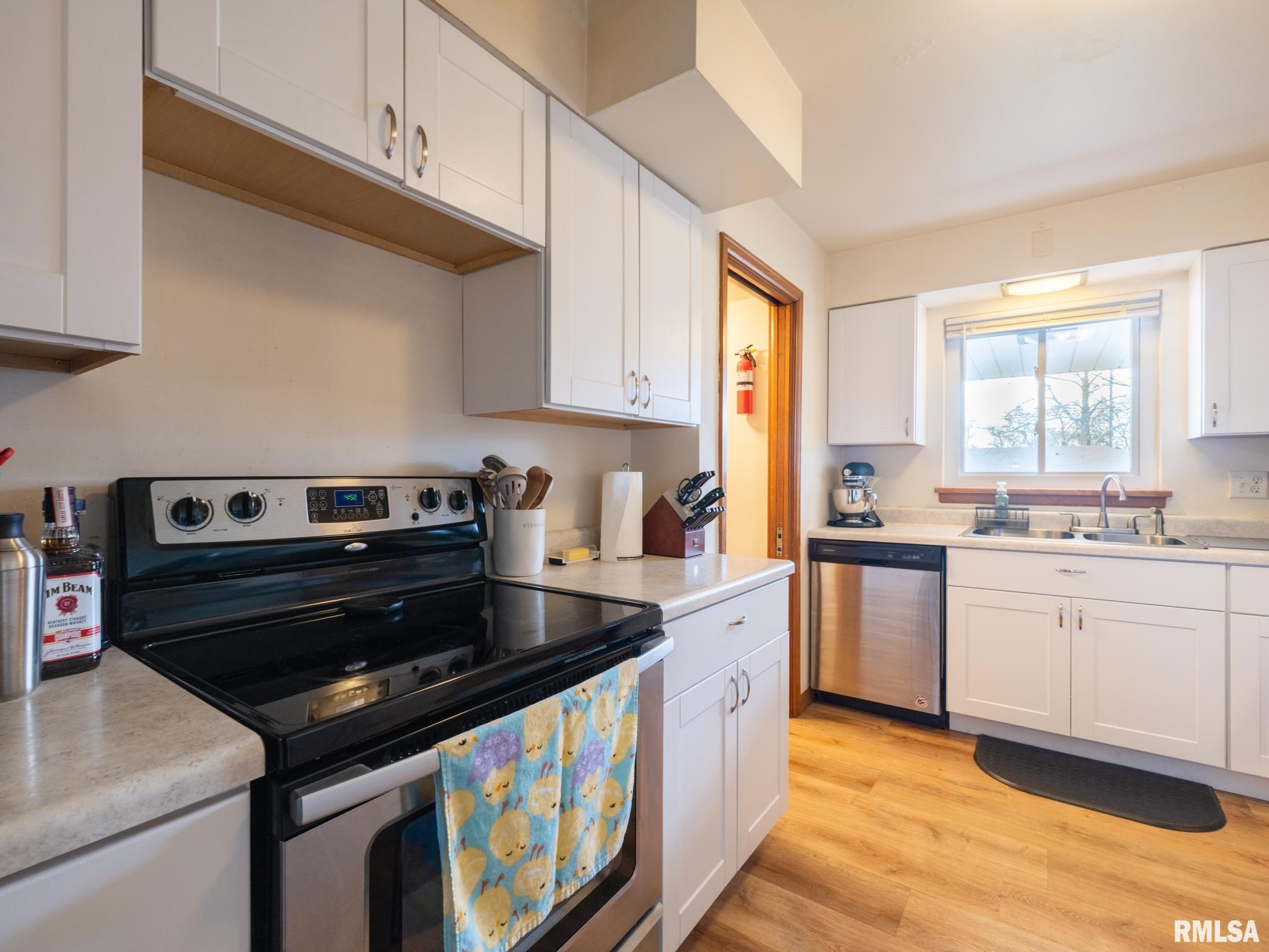 406 S Barnewolt Drive, Peoria, Illinois image 11