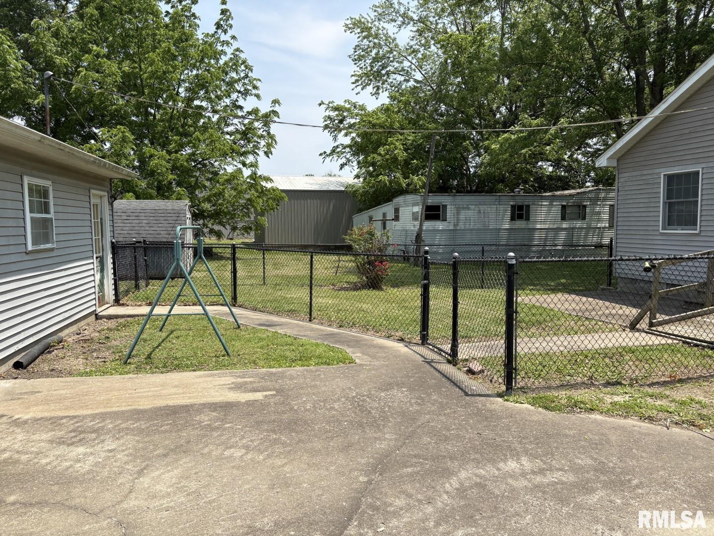 1606 & 1608 W Faust Street, Marion, Illinois image 10
