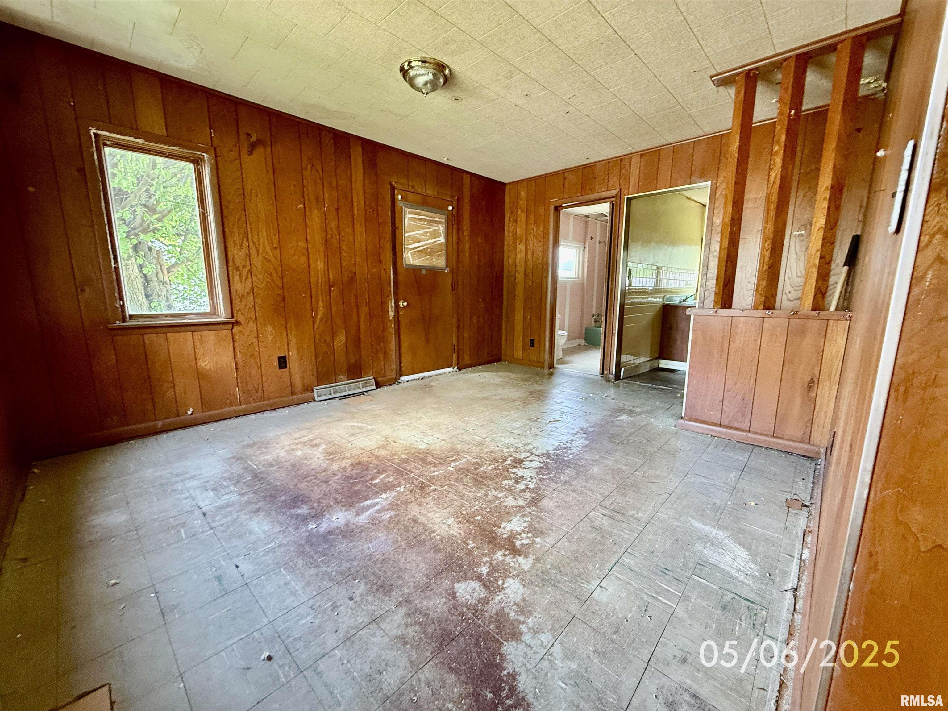 218 Sycamore Street, Quincy, Illinois image 2