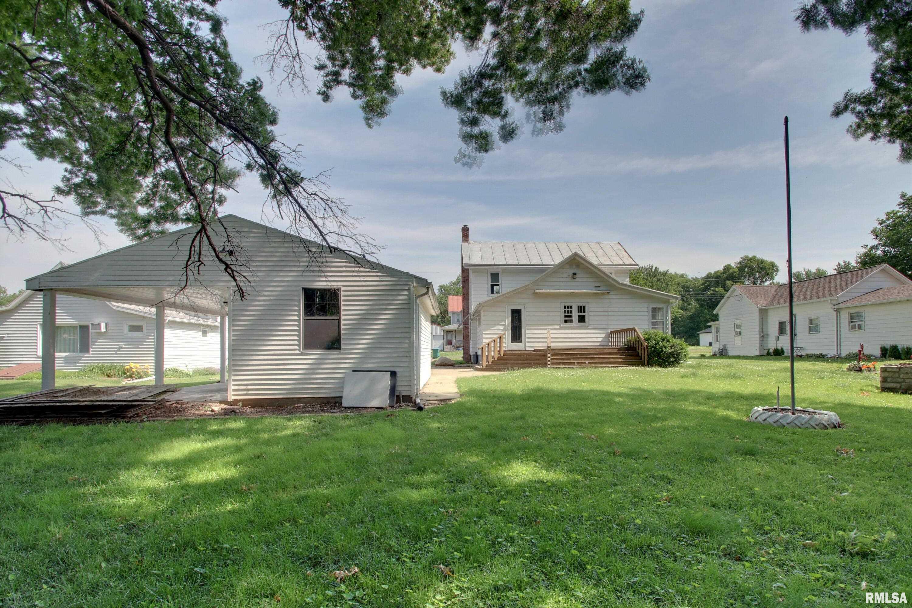 209 Smith Street, Ursa, Illinois image 2