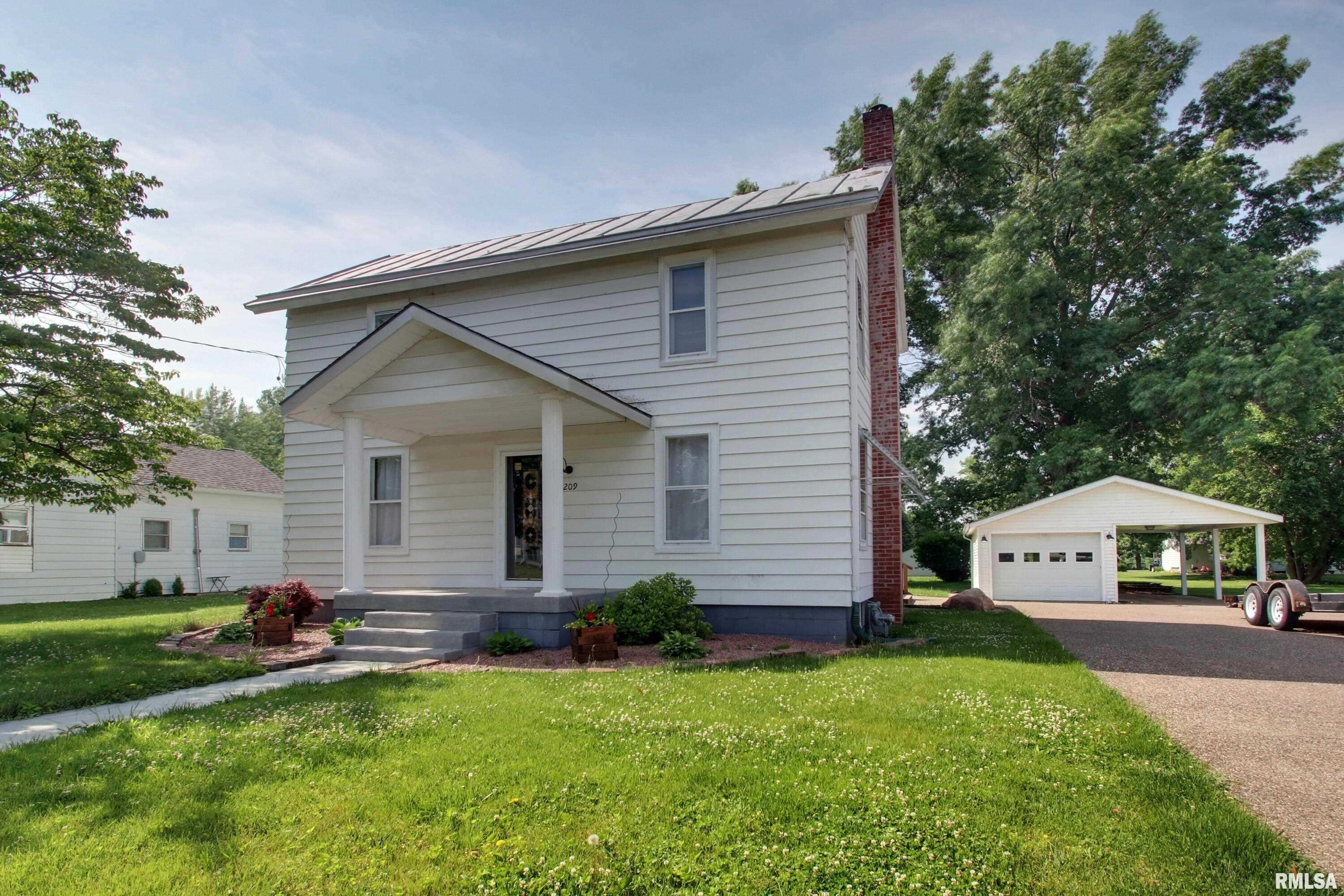 209 Smith Street, Ursa, Illinois image 1