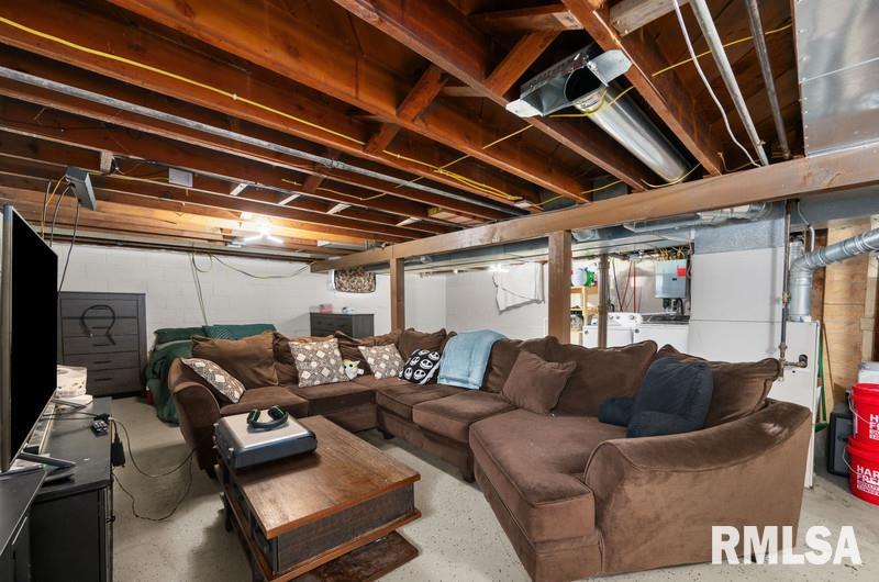 3237 25th Street, Rock Island, Illinois image 18