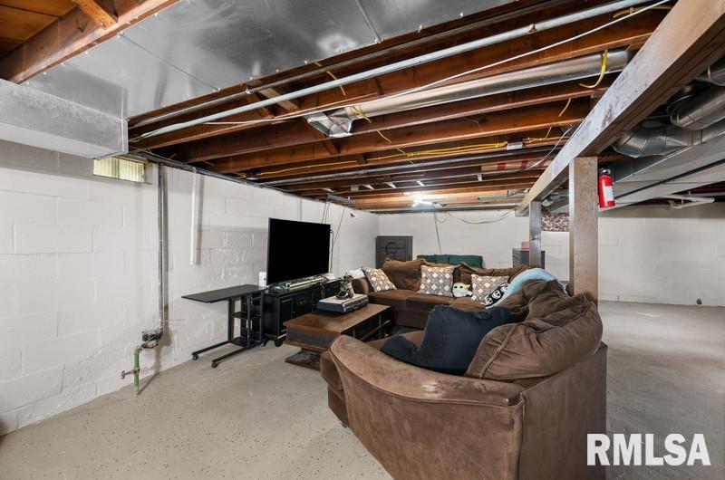 3237 25th Street, Rock Island, Illinois image 16