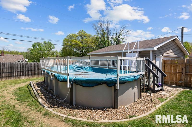 3237 25th Street, Rock Island, Illinois image 24