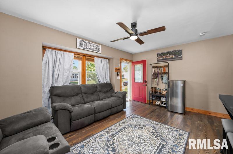 3237 25th Street, Rock Island, Illinois image 14