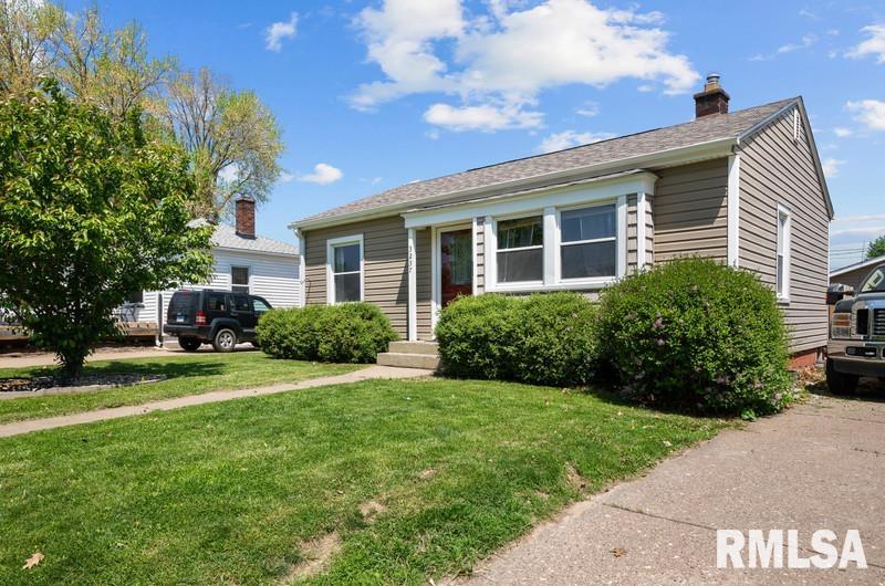 3237 25th Street, Rock Island, Illinois image 3
