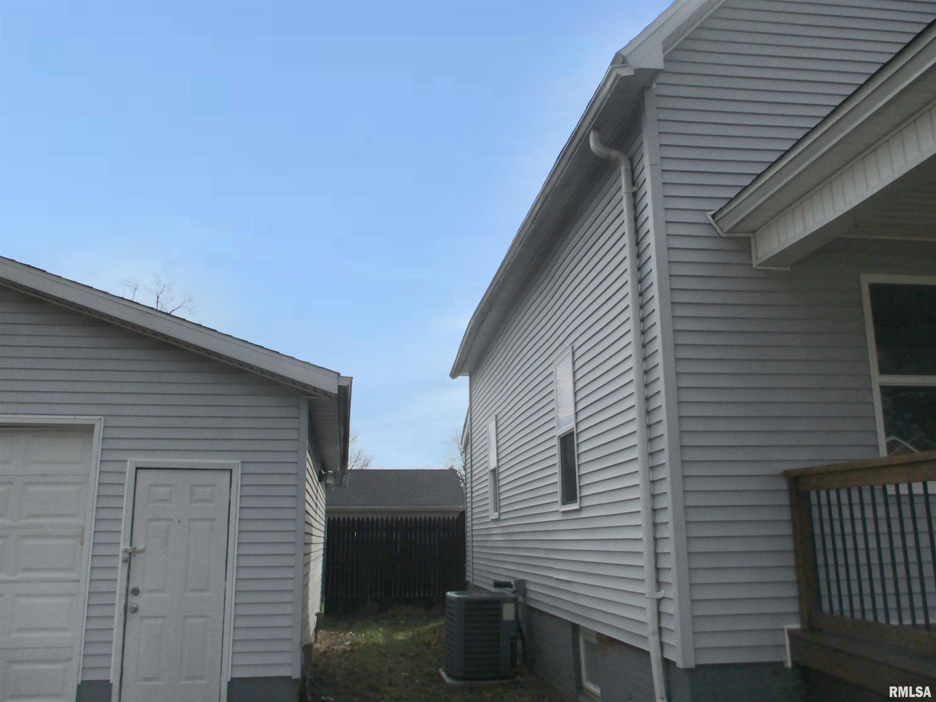 81 N 9th Avenue, Canton, Illinois image 3