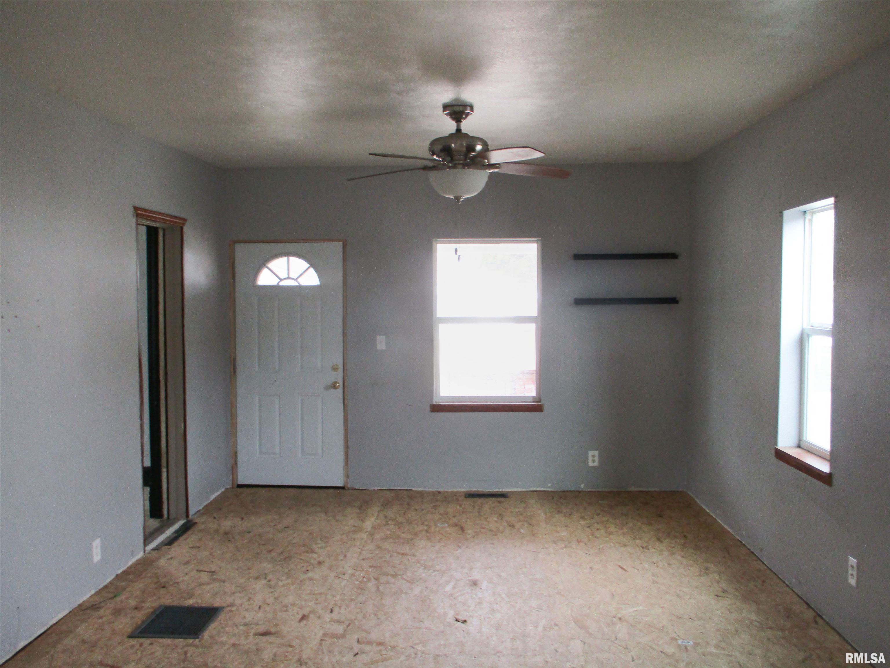 81 N 9th Avenue, Canton, Illinois image 9