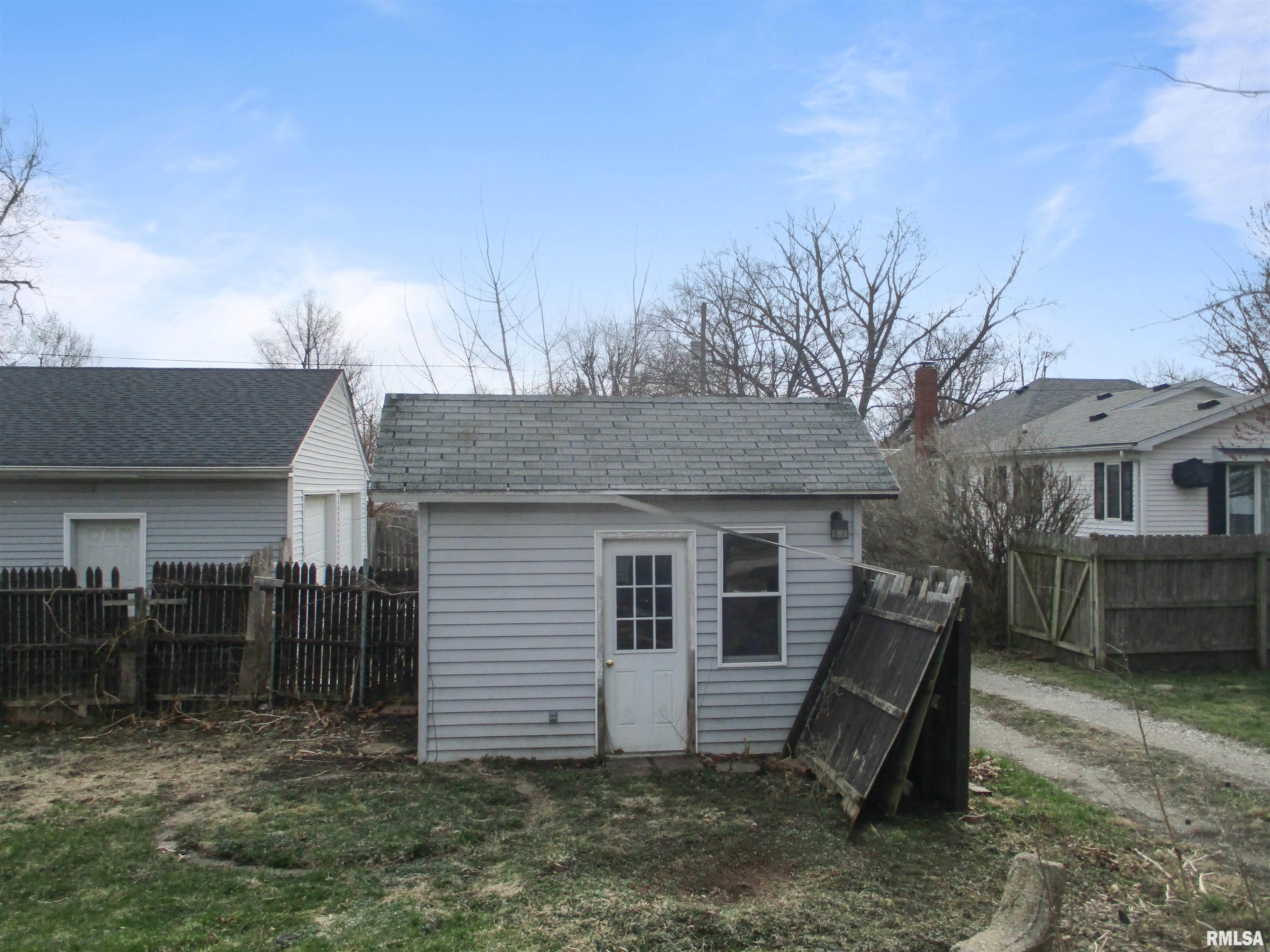 81 N 9th Avenue, Canton, Illinois image 4