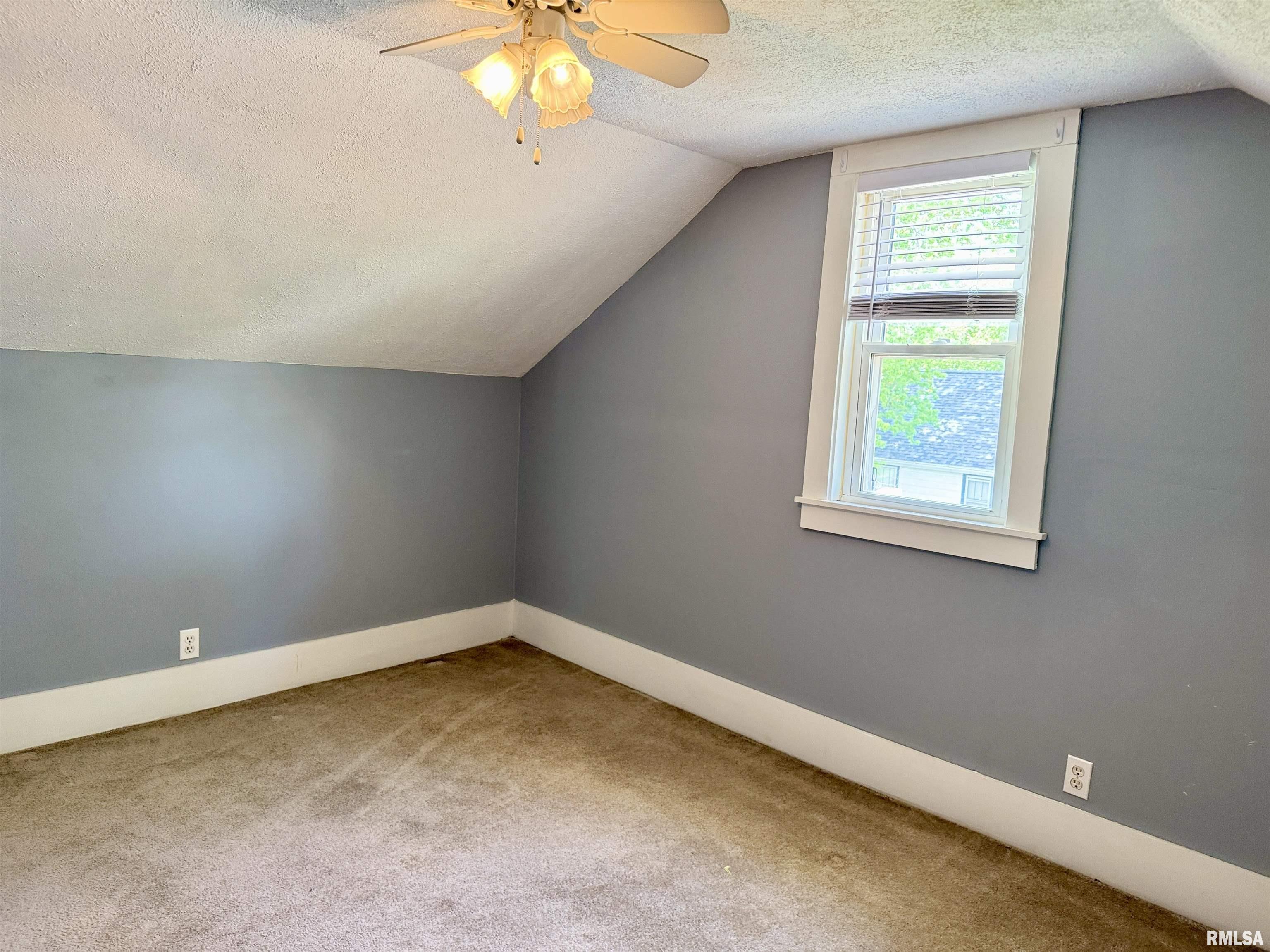 1123 W Losey Street, Galesburg, Illinois image 34