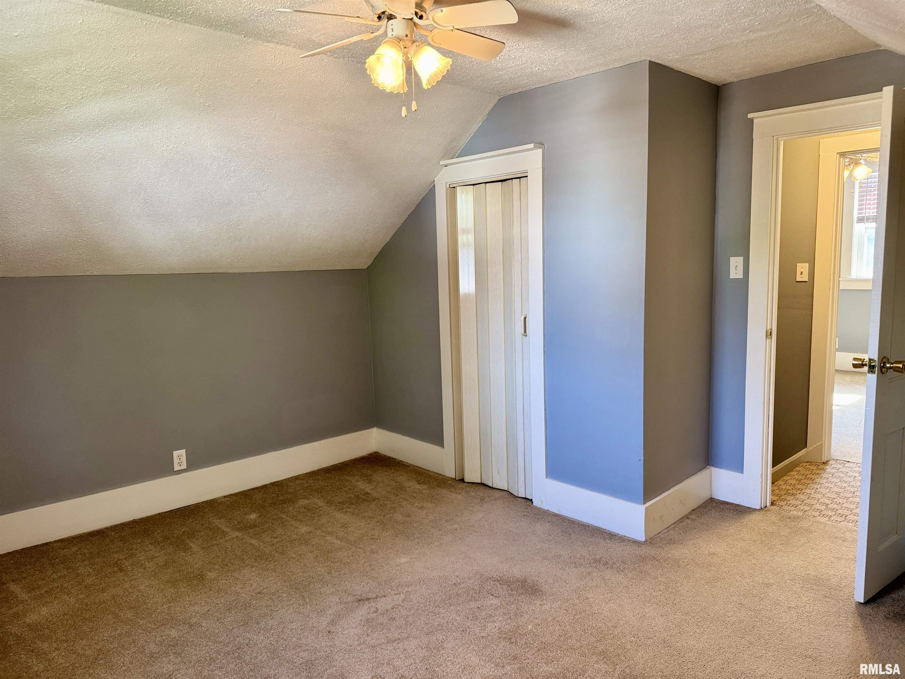 1123 W Losey Street, Galesburg, Illinois image 38