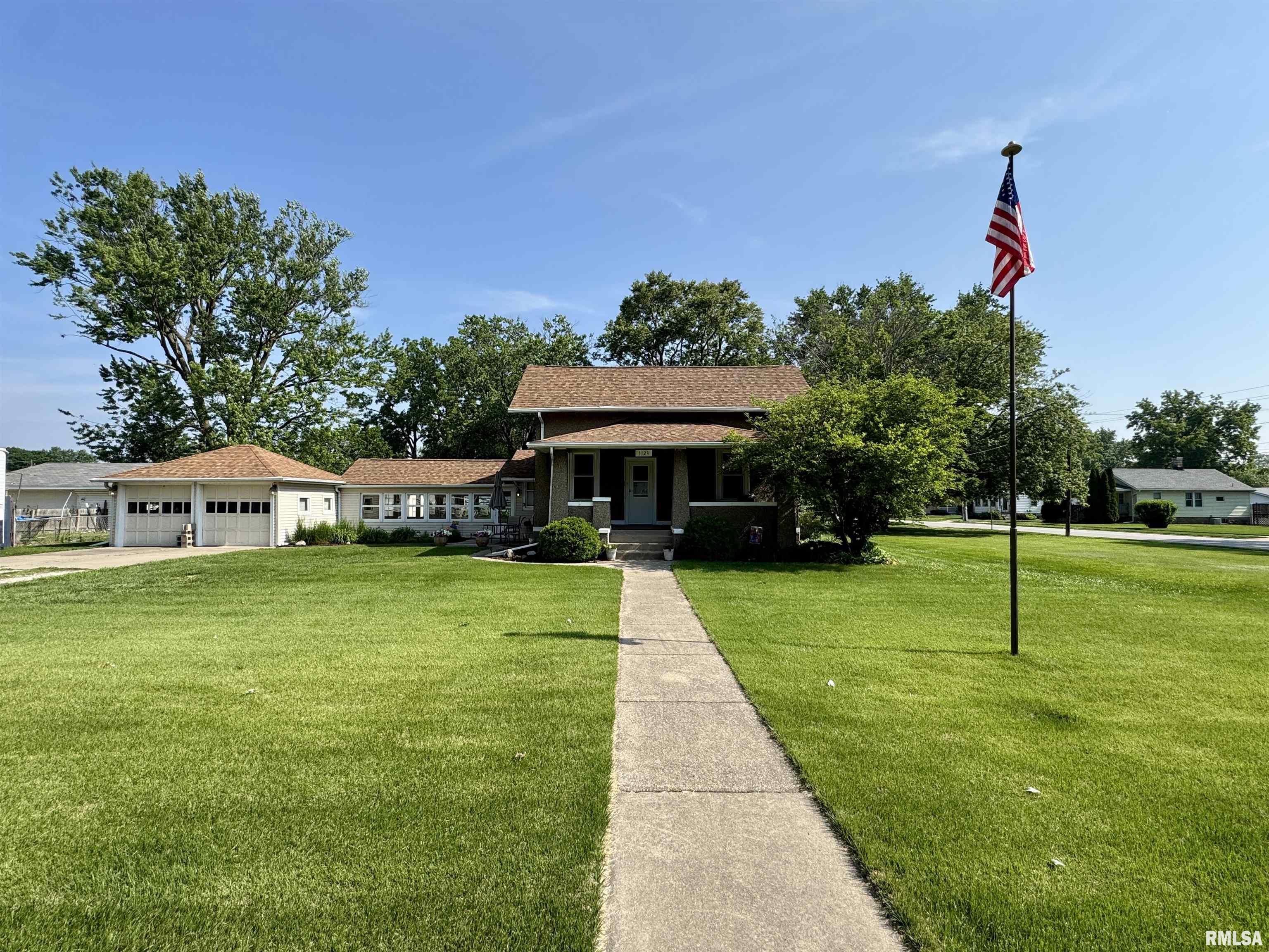 1123 W Losey Street, Galesburg, Illinois image 3