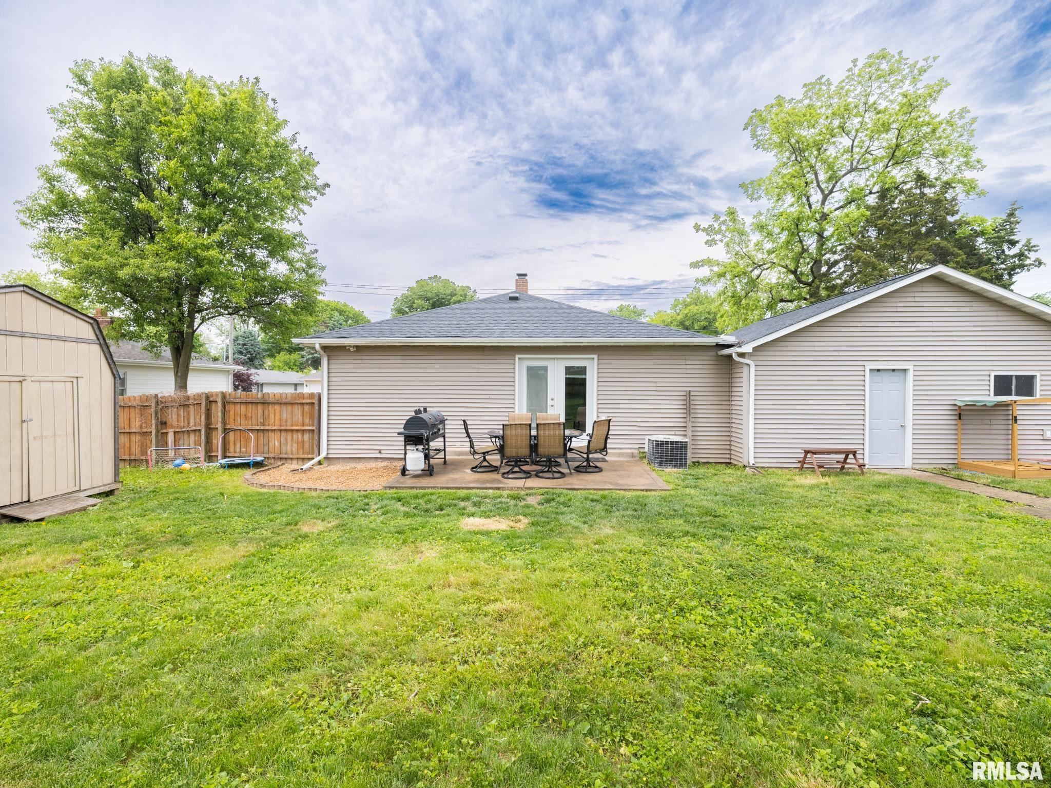 1114 E Samuel Avenue, Peoria Heights, Illinois image 4