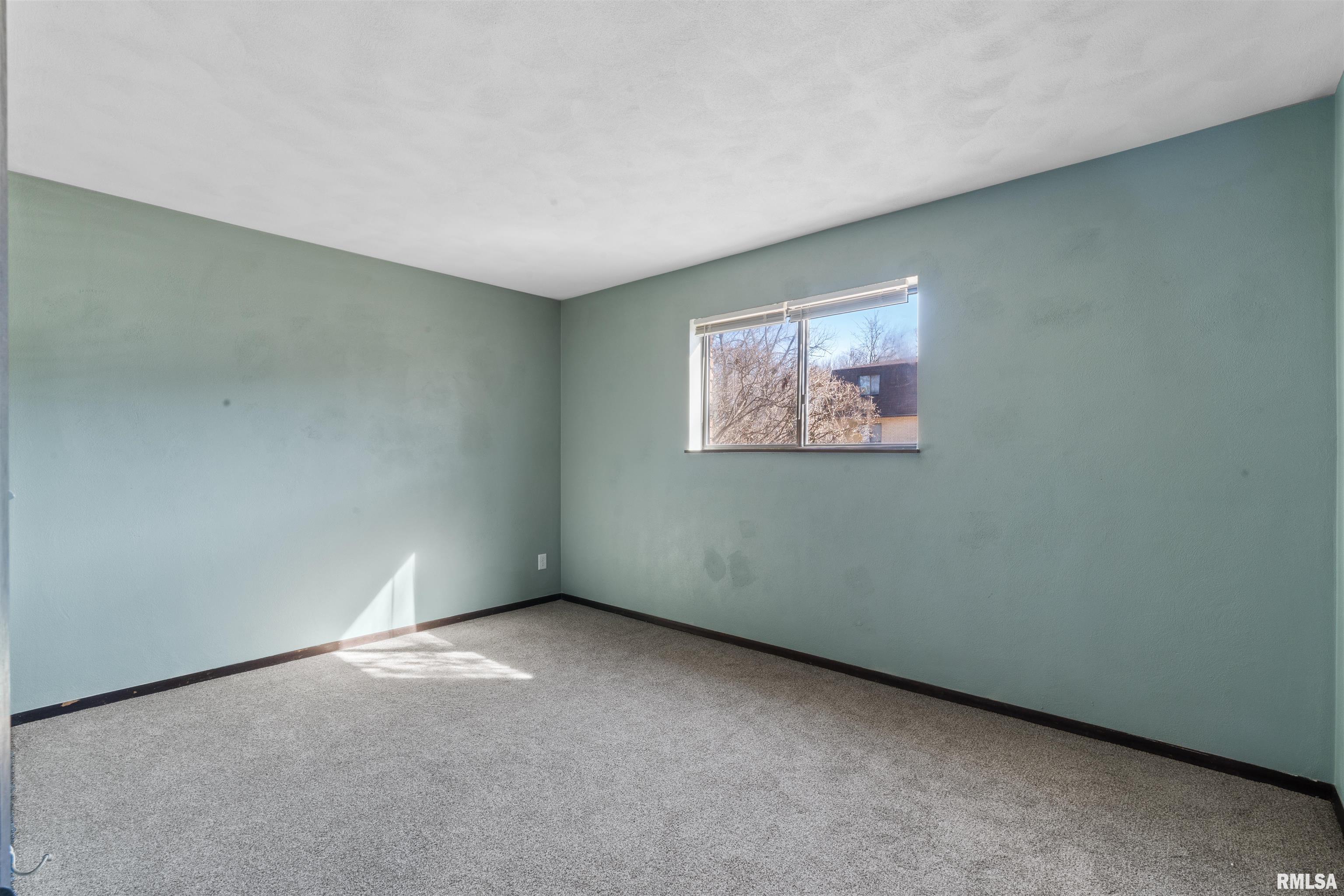 2501 26th Avenue Court, Rock Island, Illinois image 12