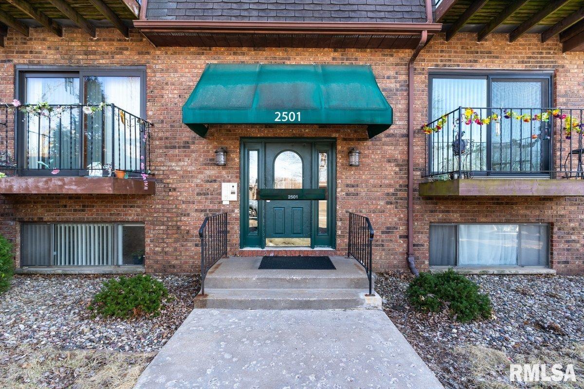 2501 26th Avenue Court, Rock Island, Illinois image 4