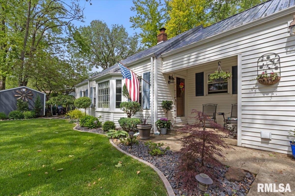 1128 N Robert Drive, East Peoria, Illinois image 6