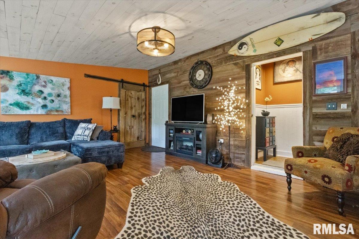 1128 N Robert Drive, East Peoria, Illinois image 24
