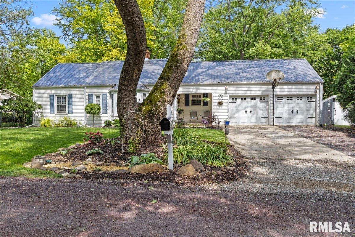 1128 N Robert Drive, East Peoria, Illinois image 2