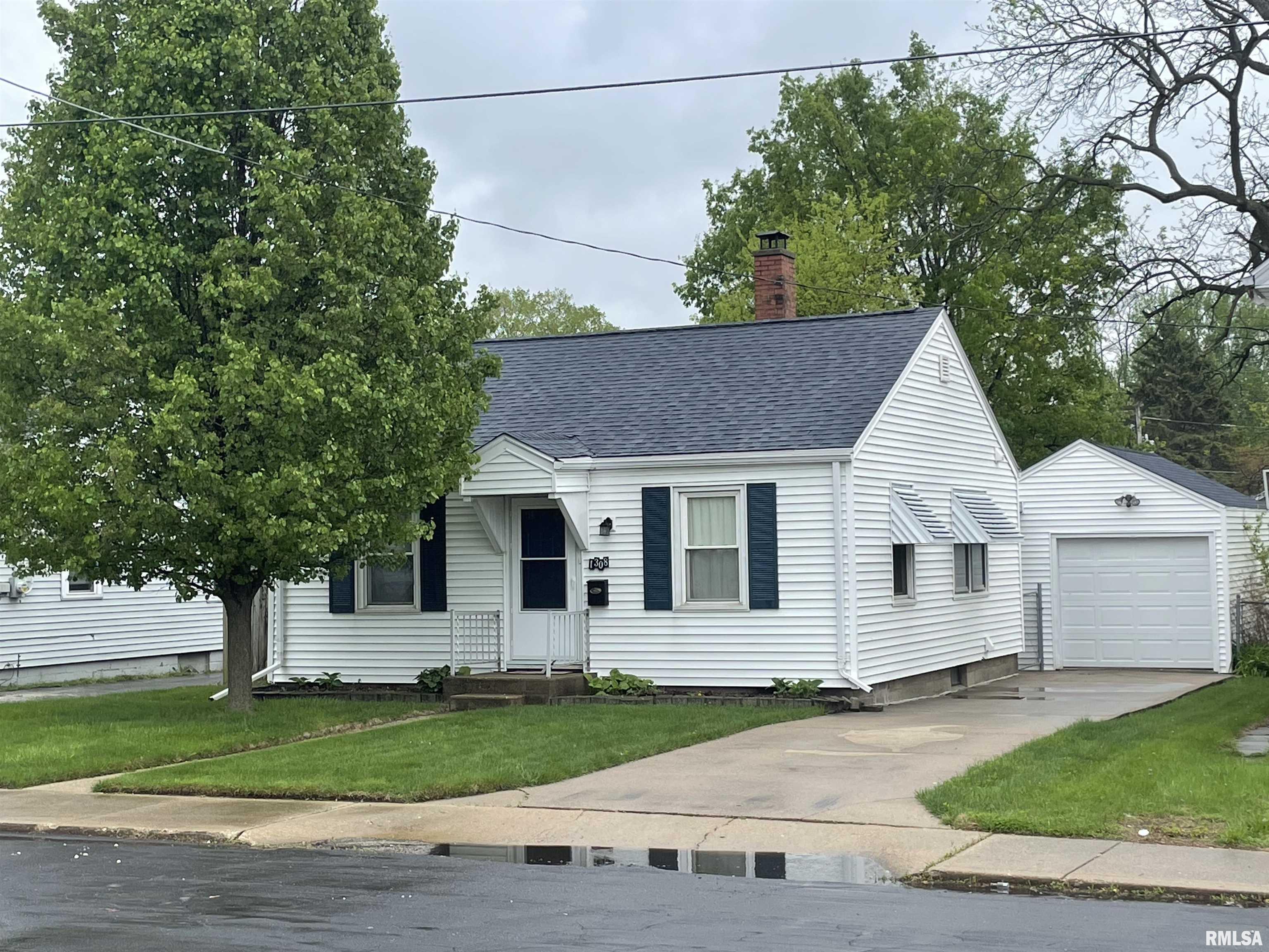 1308 E London Avenue, Peoria, Illinois image 1