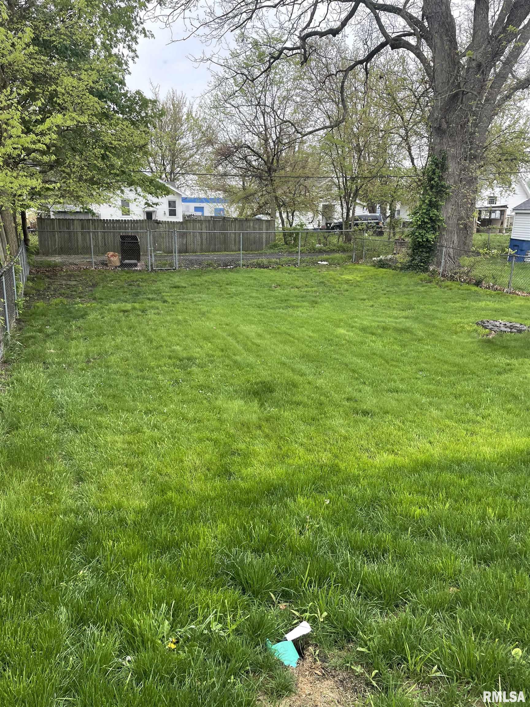 1308 E London Avenue, Peoria, Illinois image 6