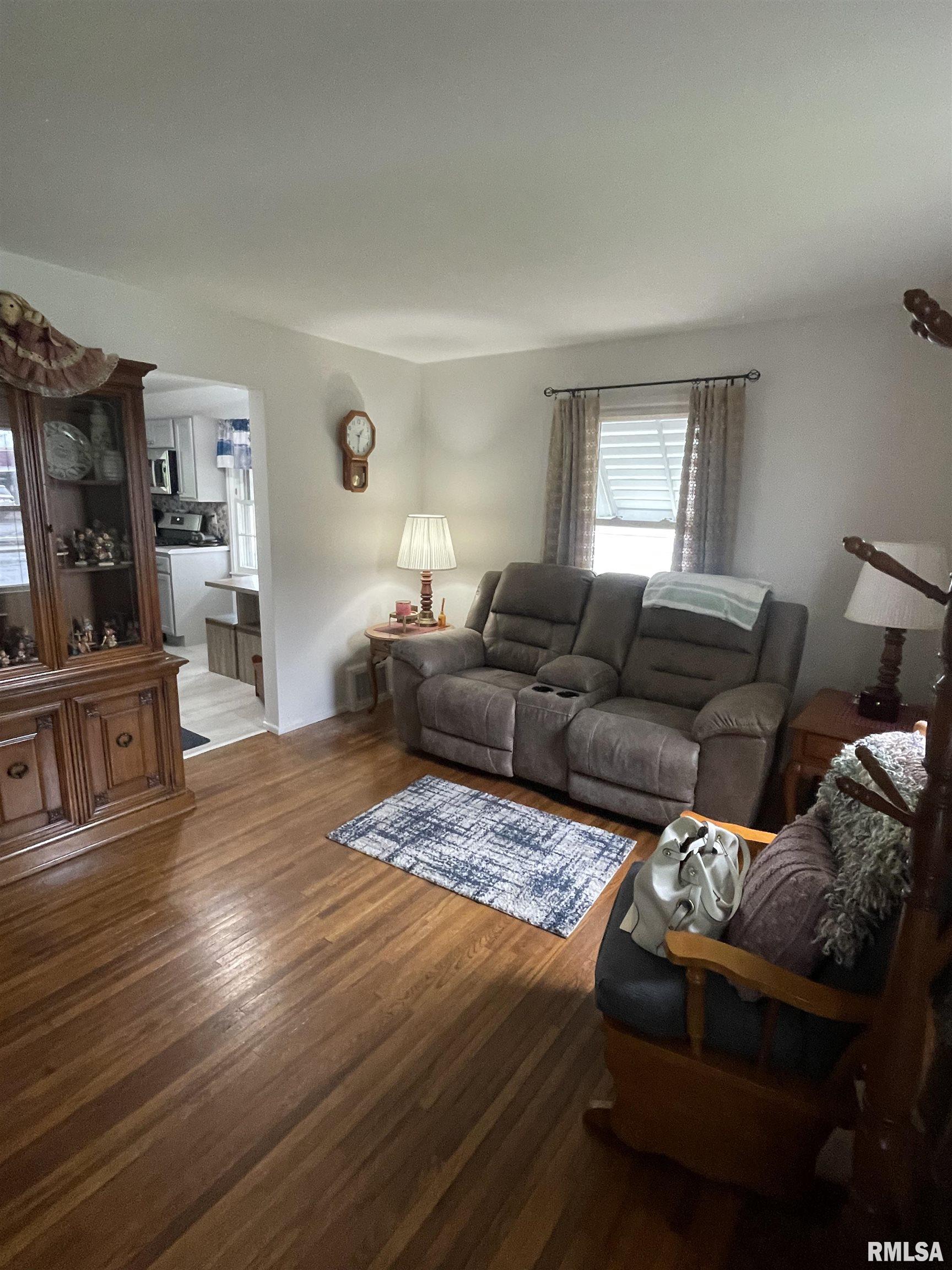 1308 E London Avenue, Peoria, Illinois image 7
