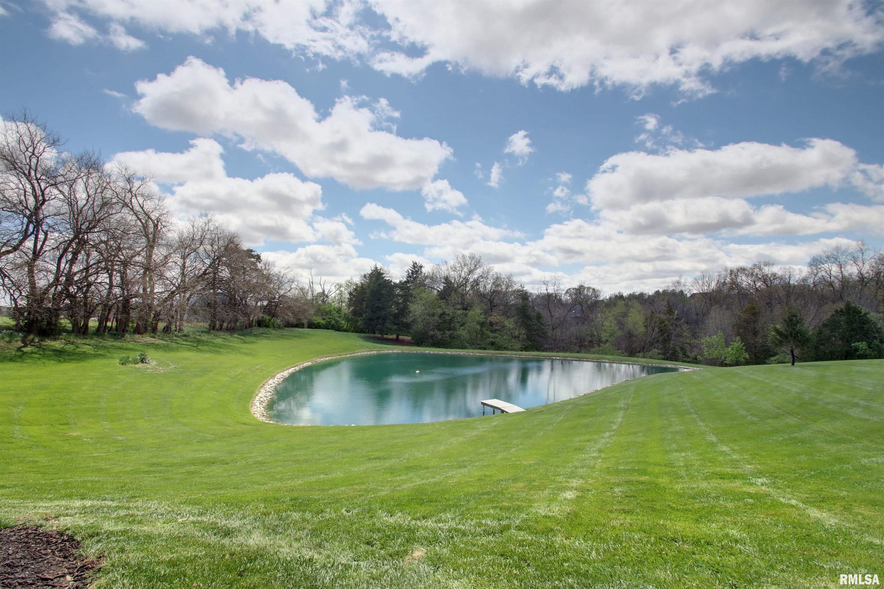 5620 Ridgeline Drive, Quincy, Illinois image 2