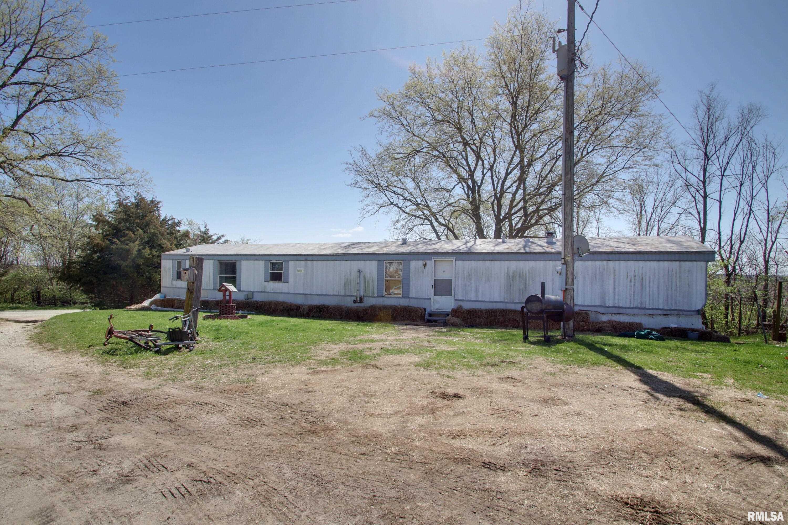 2719-2721 E 1050th Street, Mendon, Illinois image 15