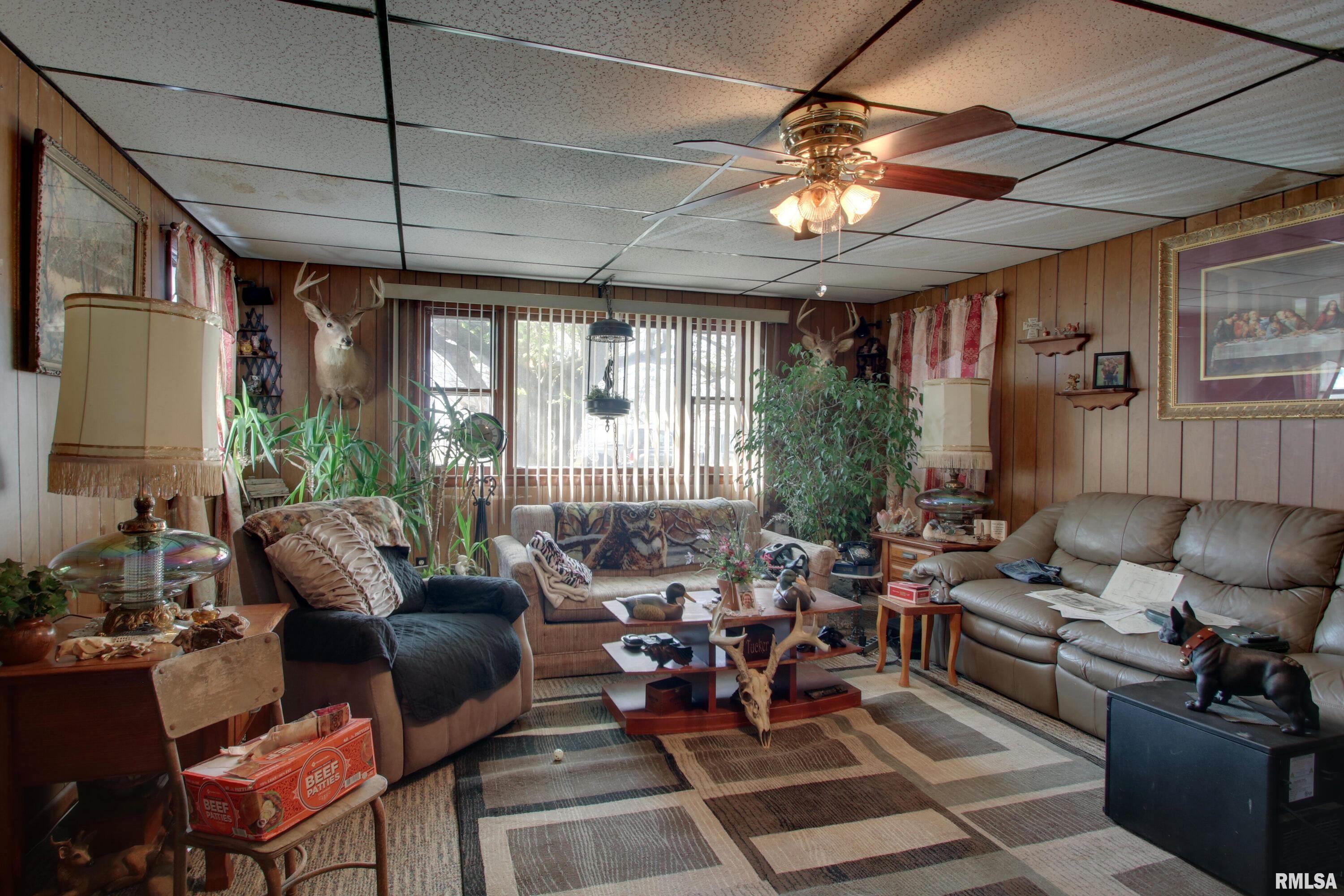 2719-2721 E 1050th Street, Mendon, Illinois image 7