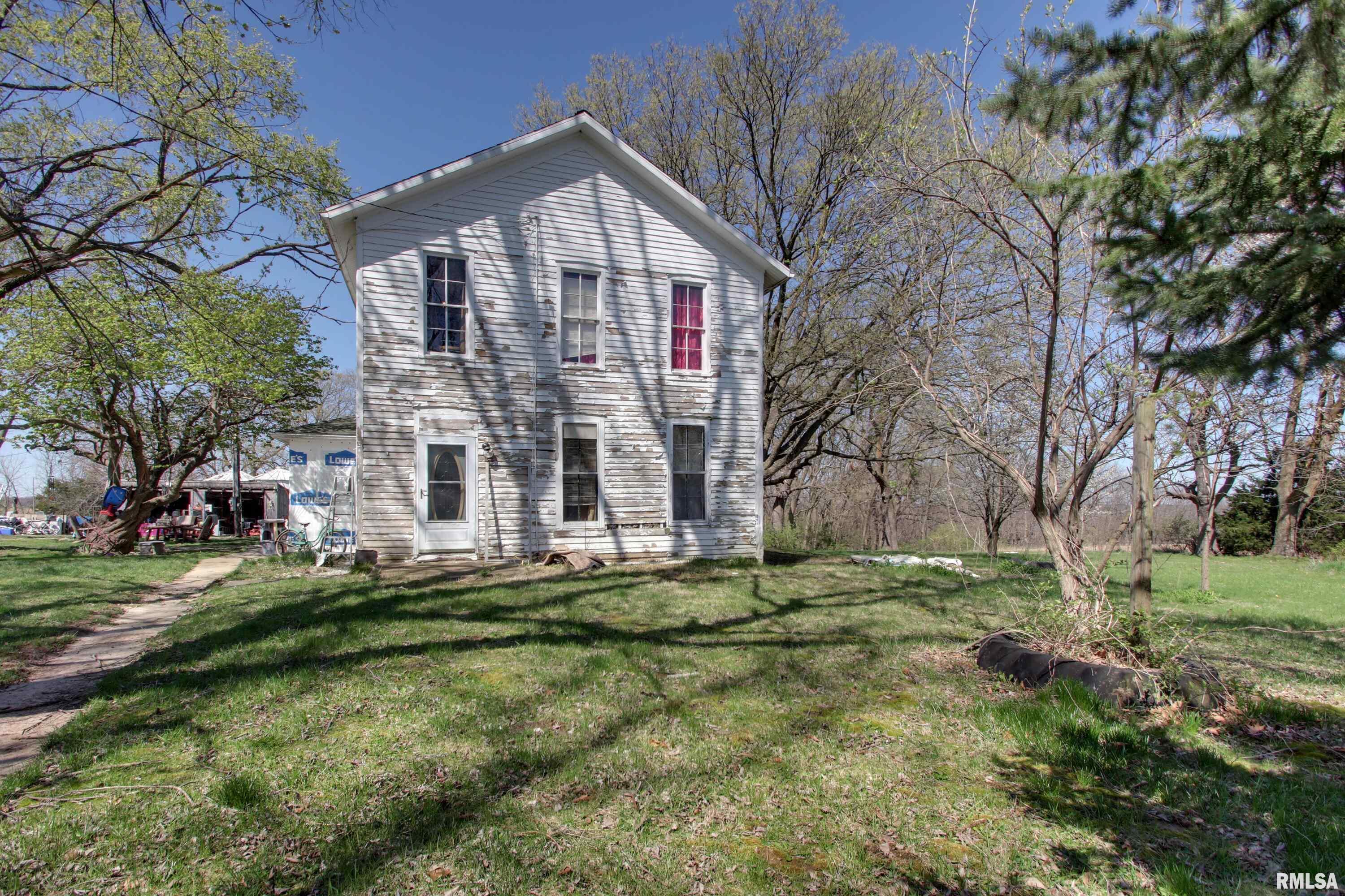 2719-2721 E 1050th Street, Mendon, Illinois image 2