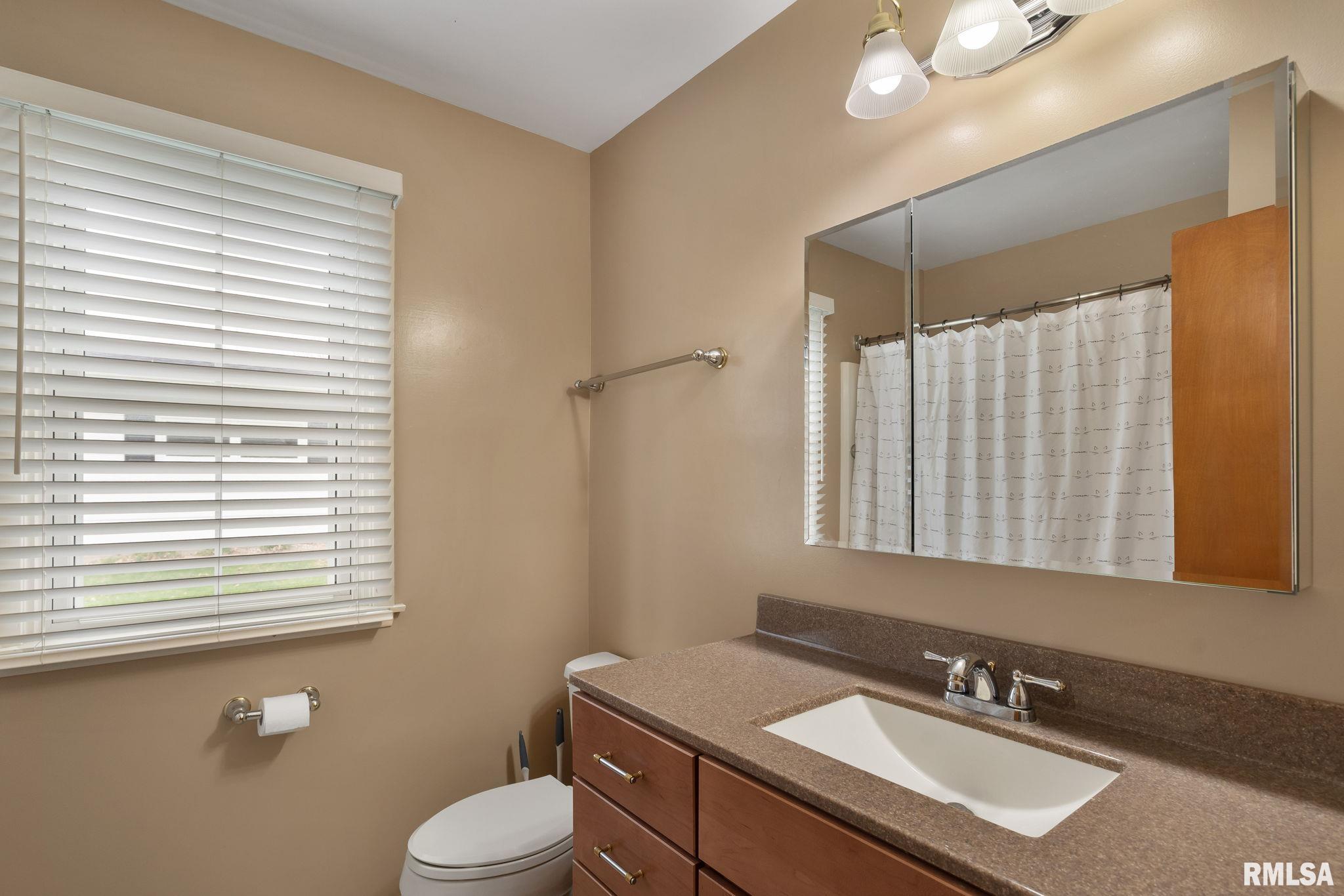 1228 2nd Avenue, Fulton, Illinois image 17