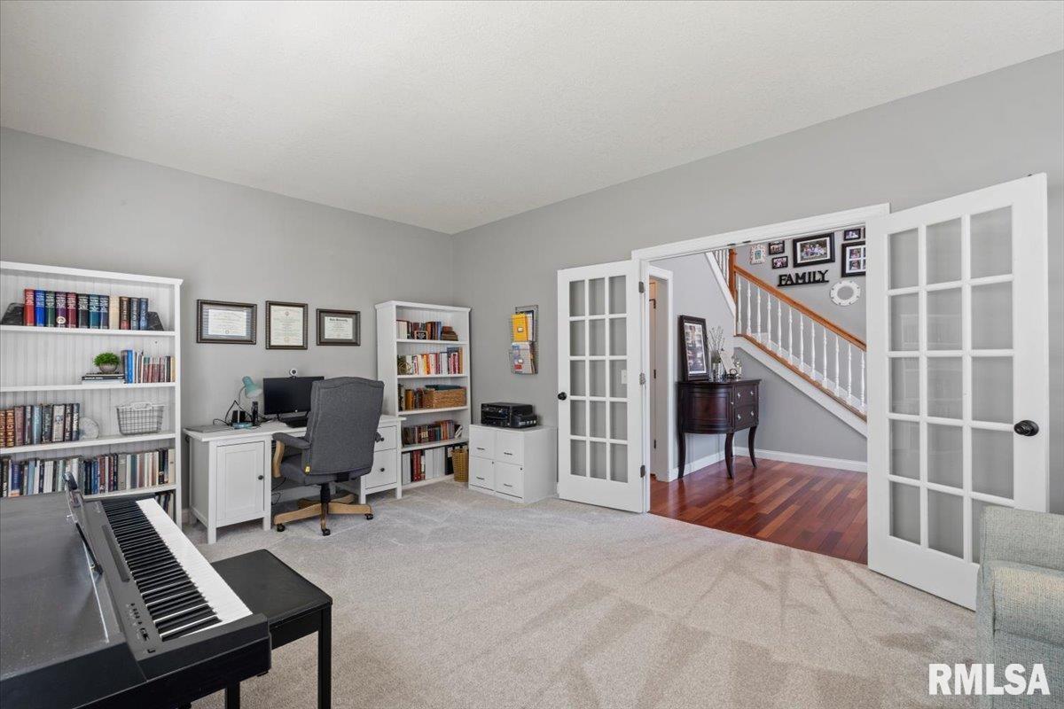 5472 Judge Road, Bettendorf, Iowa image 8