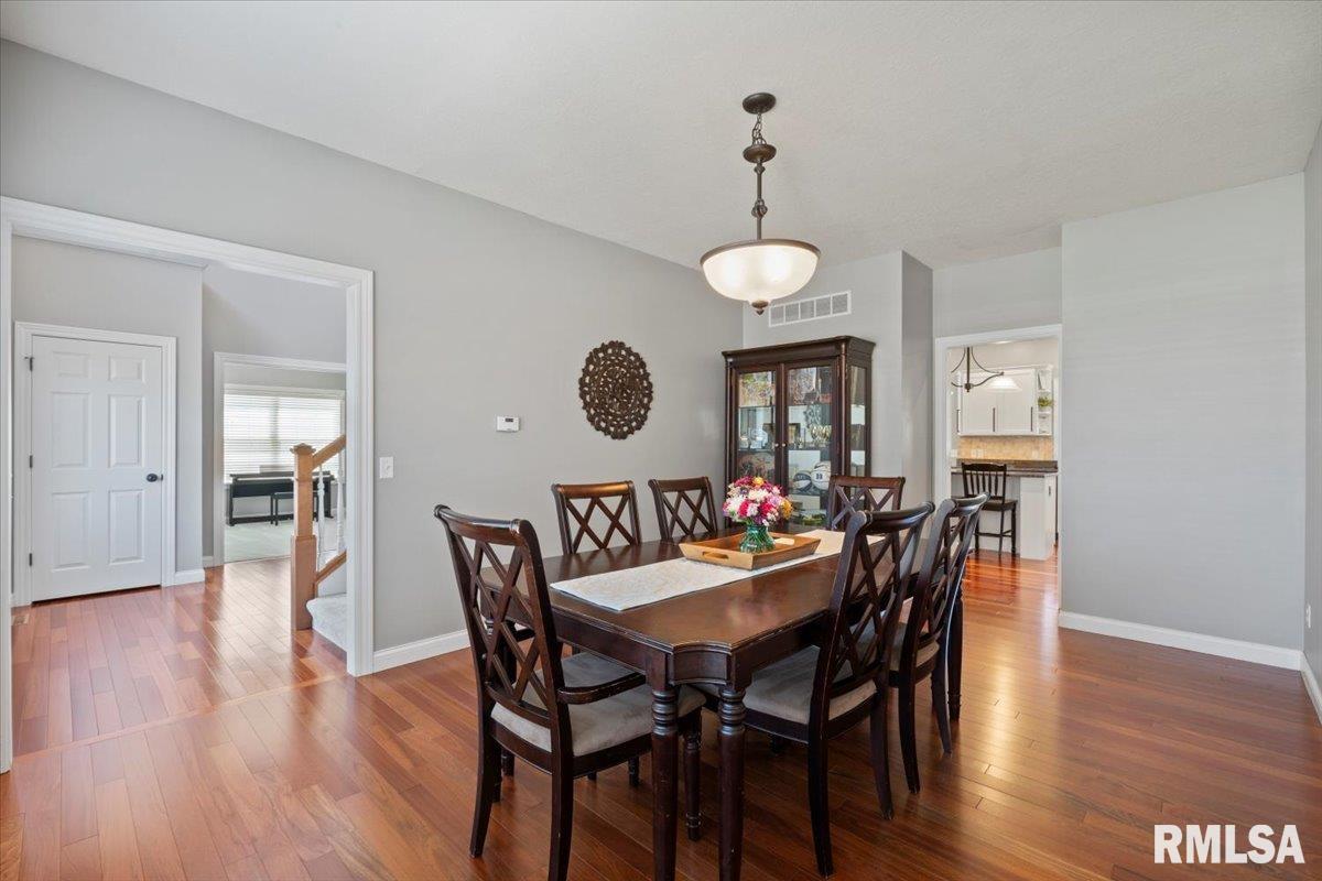 5472 Judge Road, Bettendorf, Iowa image 11