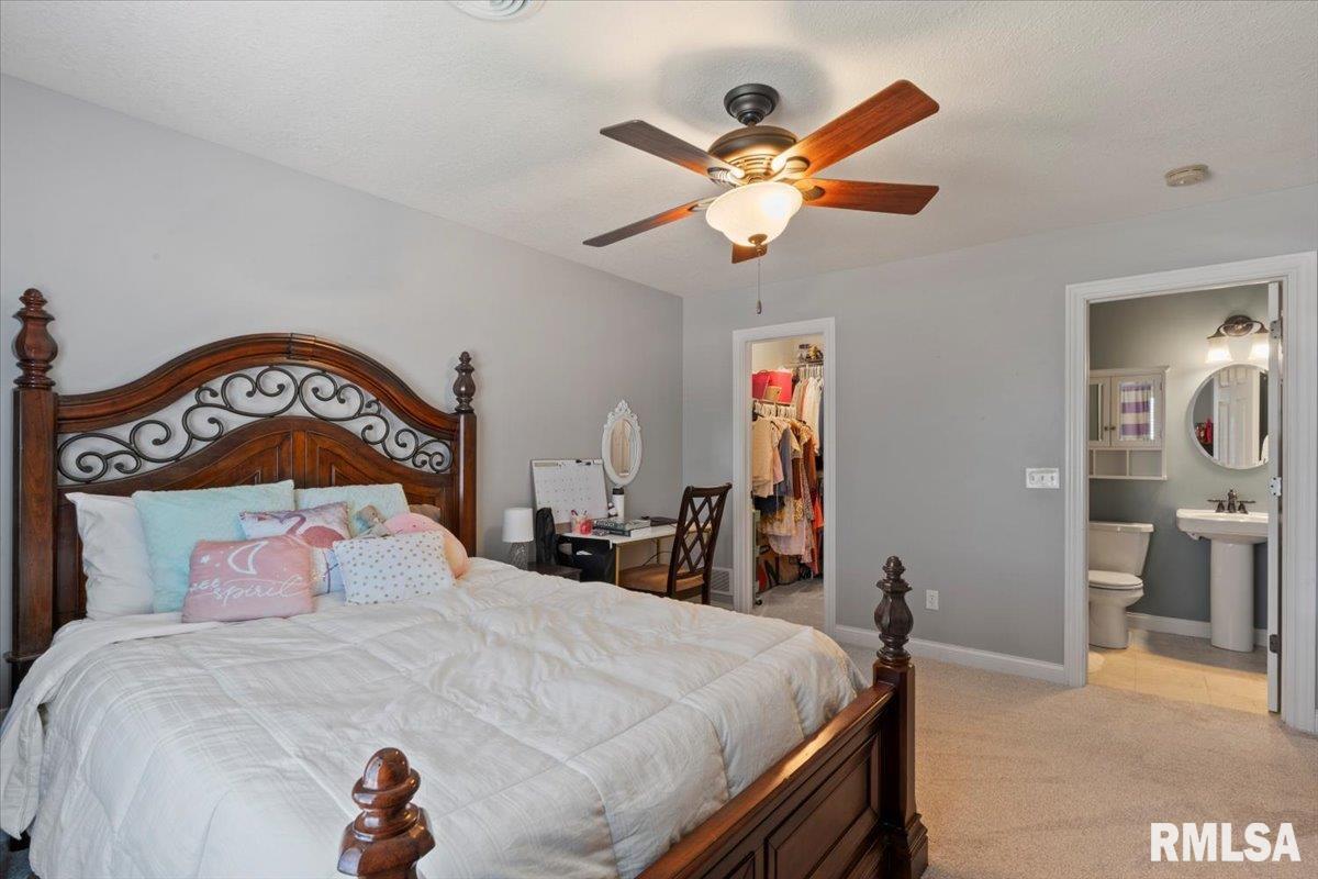 5472 Judge Road, Bettendorf, Iowa image 29