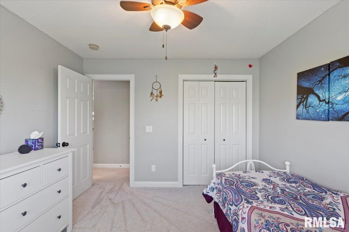 5472 Judge Road, Bettendorf, Iowa image 33