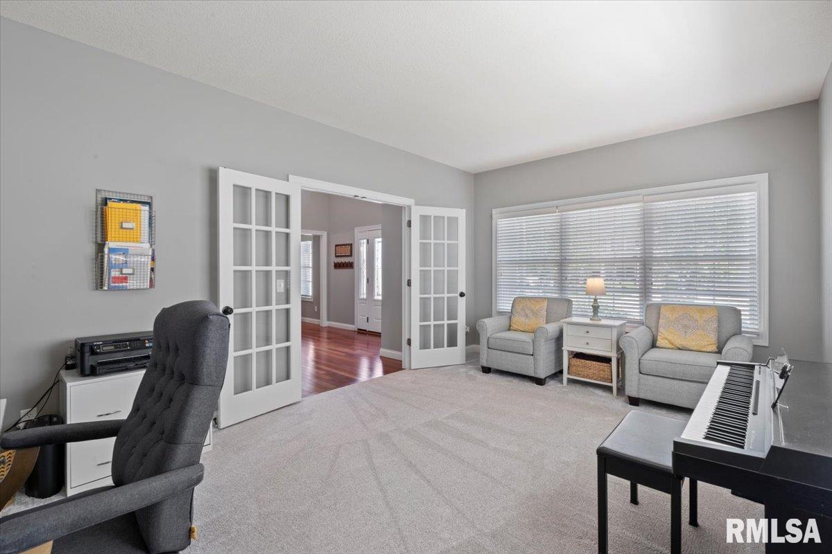 5472 Judge Road, Bettendorf, Iowa image 9