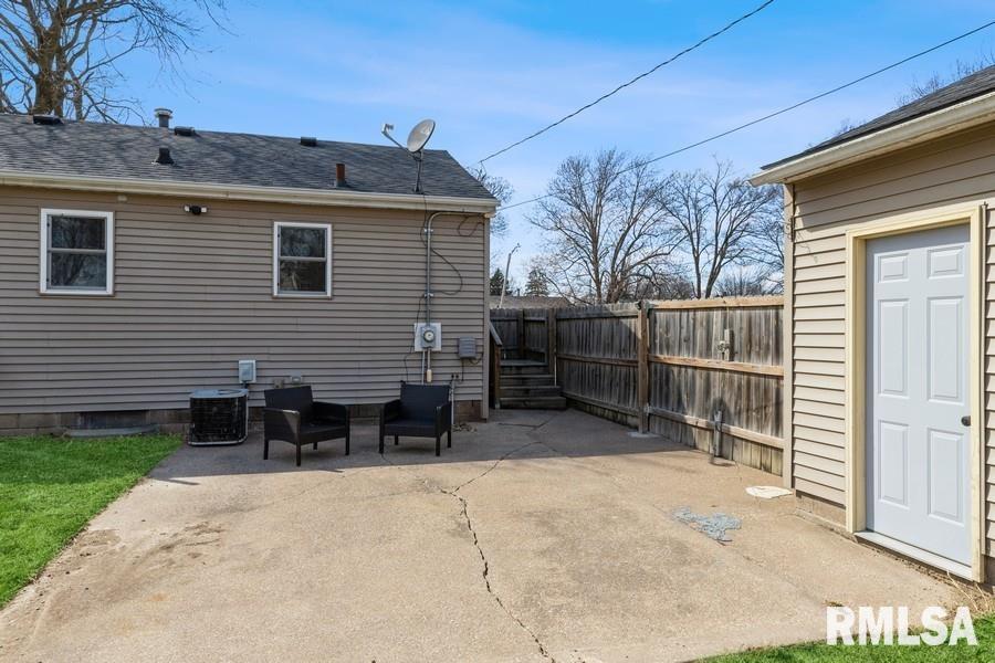 4340 8th Street, East Moline, Illinois image 12