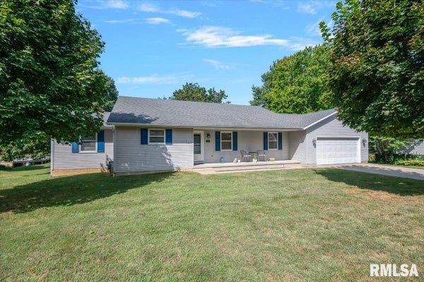 303 S GLEN OAK DR, ATHENS, IL 62613 - Image 6fc2d3e84edcf2868303231da33ee7aa/702580238