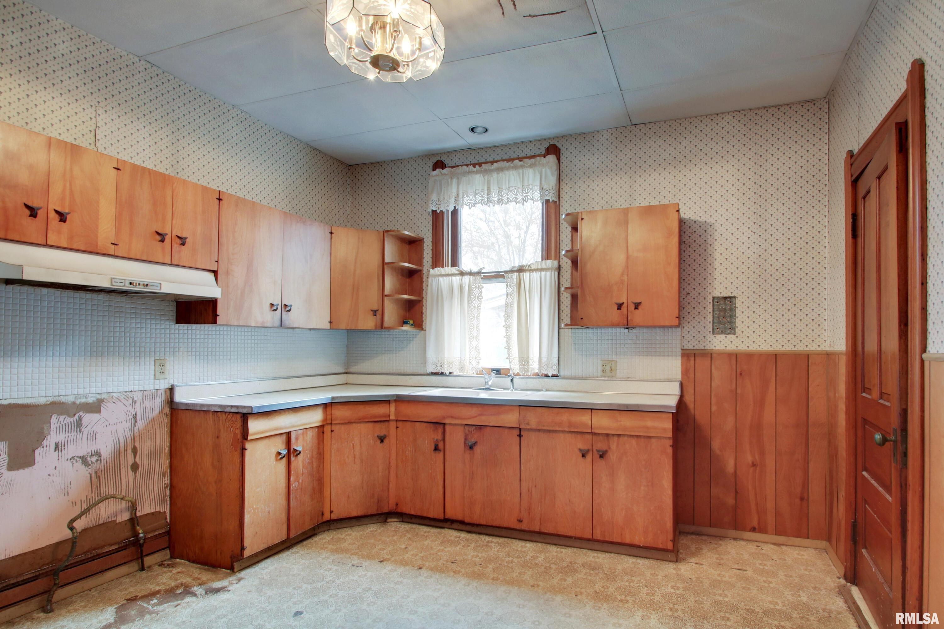 703 N 13th Street, Quincy, Illinois image 11
