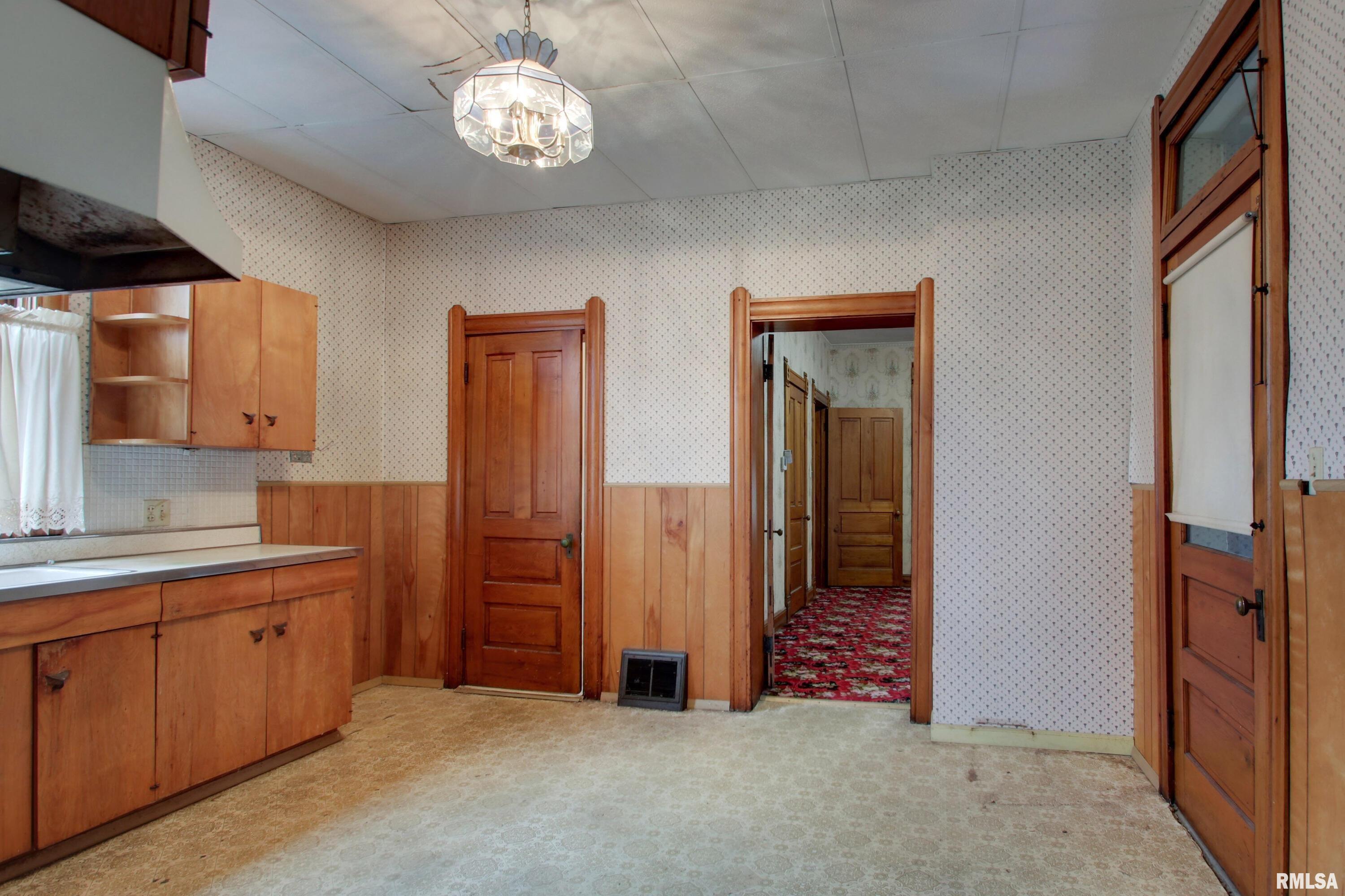703 N 13th Street, Quincy, Illinois image 12