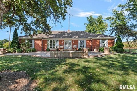 Homes For Sale - 806 Phillips Ferry Road<br/> Scott County, Bluffs, IL 62621