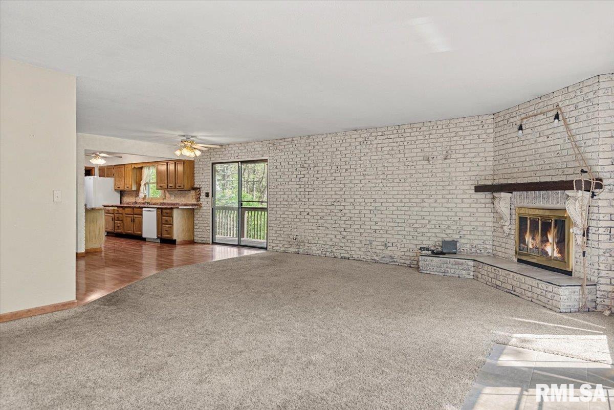8 Timberline Drive, Springfield, Illinois image 10